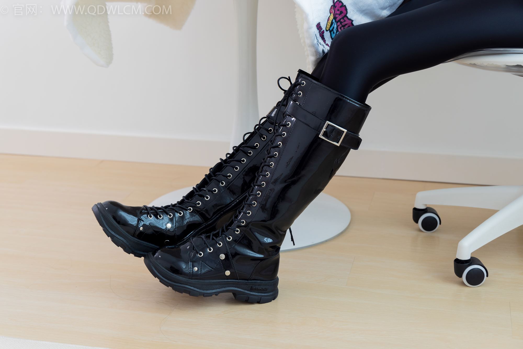 图片[26]-物恋传媒 NO.1695 纤纤-凛冬散去[150P] – 速更版-美库