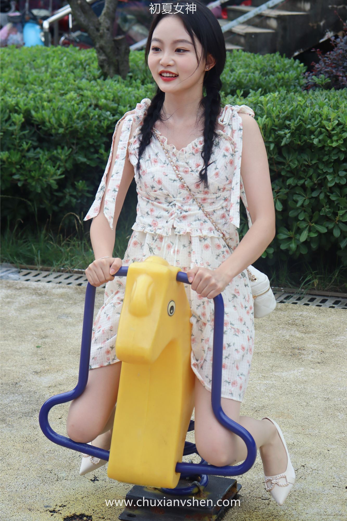 图片[13]-初夏女神 NO.050 双双 公园游玩[200P] – 速更版-美库