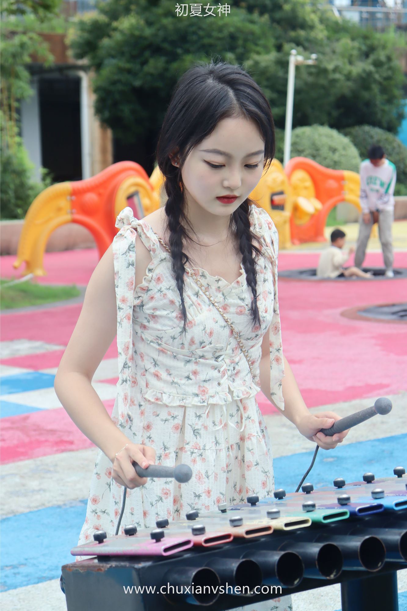 图片[35]-初夏女神 NO.050 双双 公园游玩[200P] – 速更版-美库