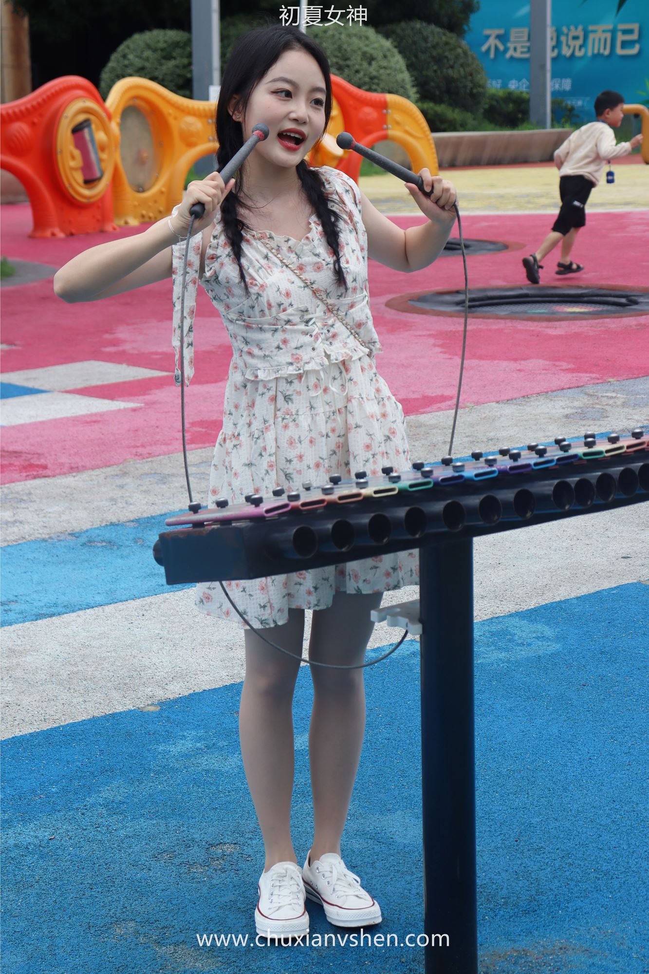 图片[37]-初夏女神 NO.050 双双 公园游玩[200P] – 速更版-美库