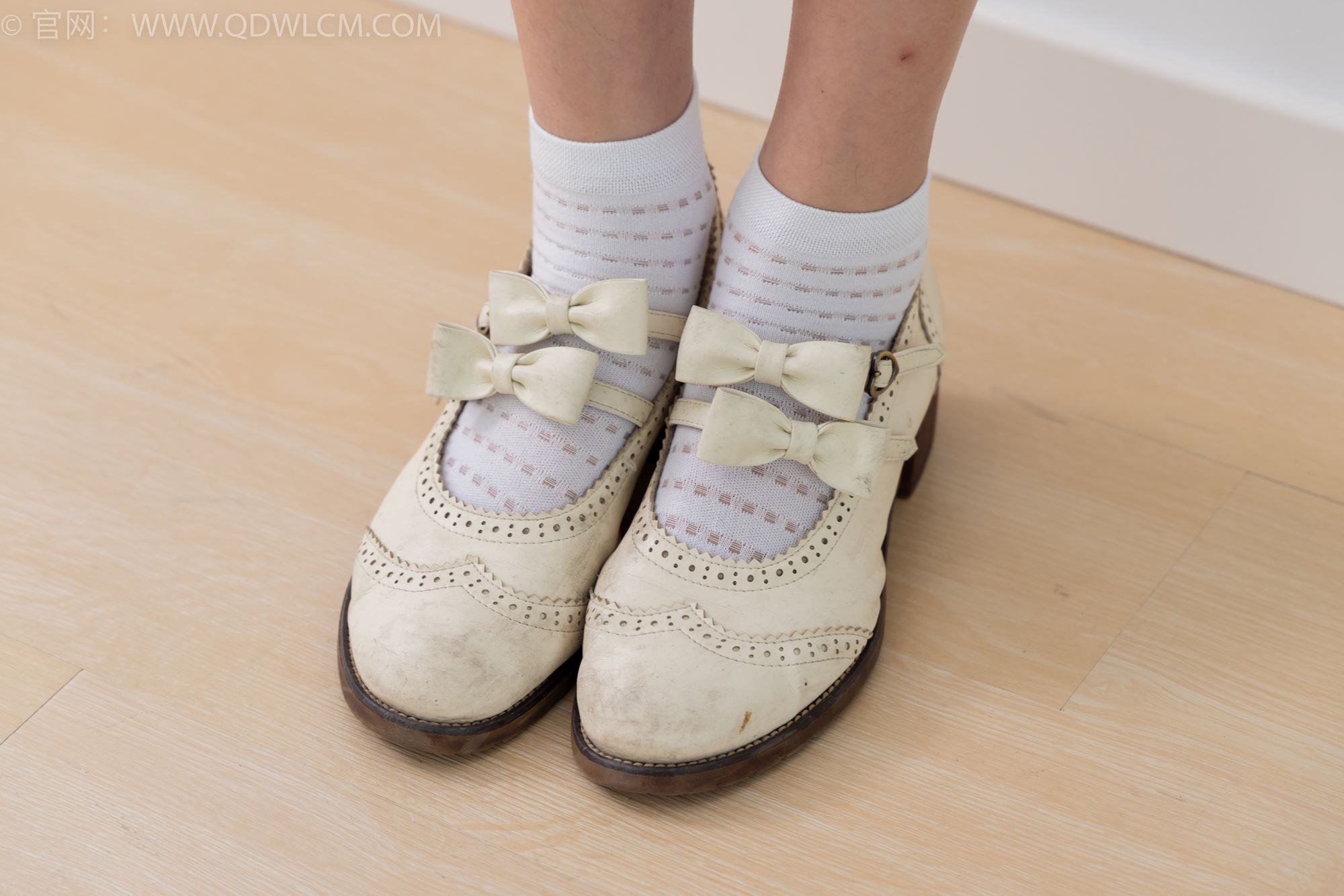 图片[24]-物恋传媒 NO.1698 雏菊-要开心呀[150P] – 速更版-美库