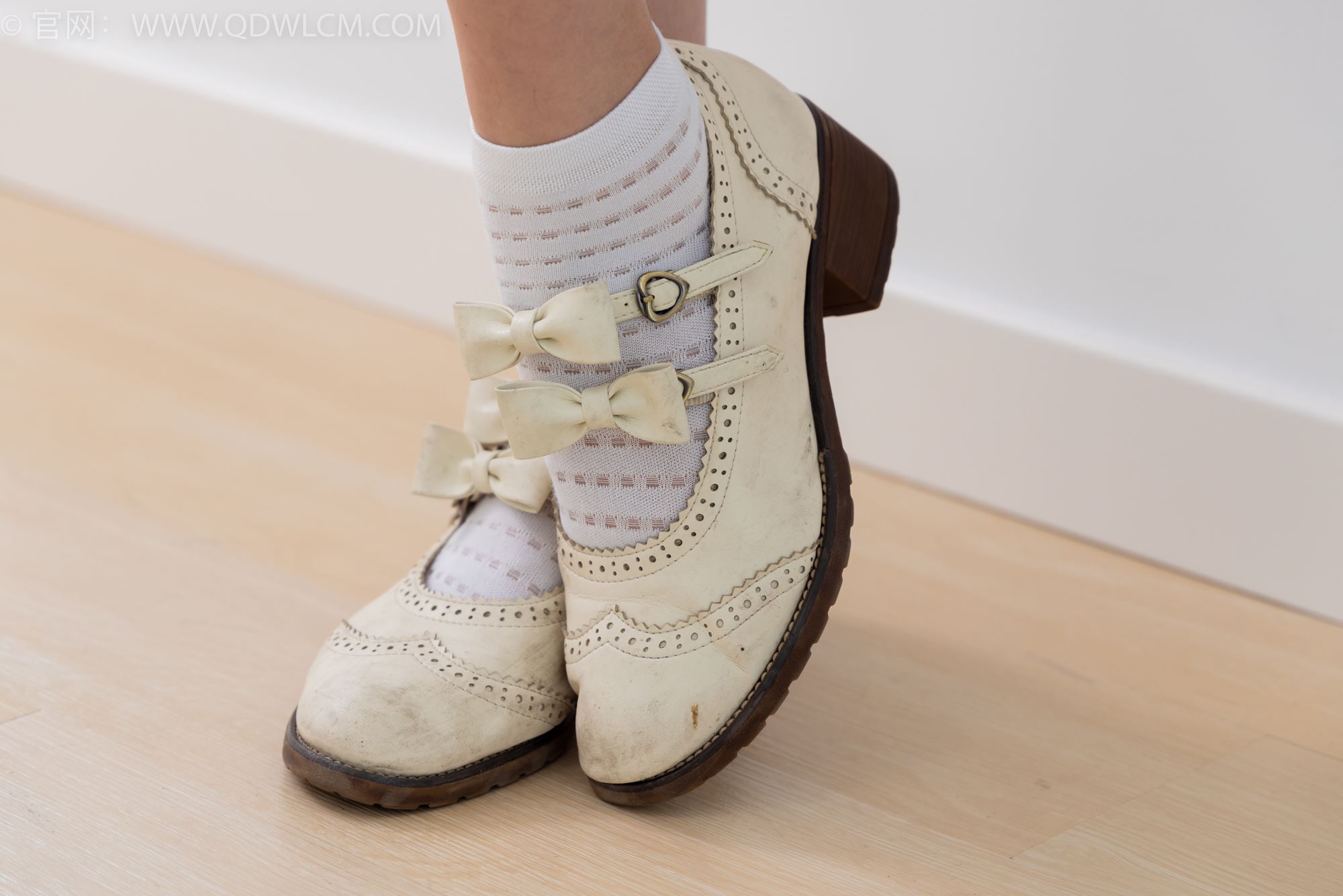 图片[27]-物恋传媒 NO.1698 雏菊-要开心呀[150P] – 速更版-美库