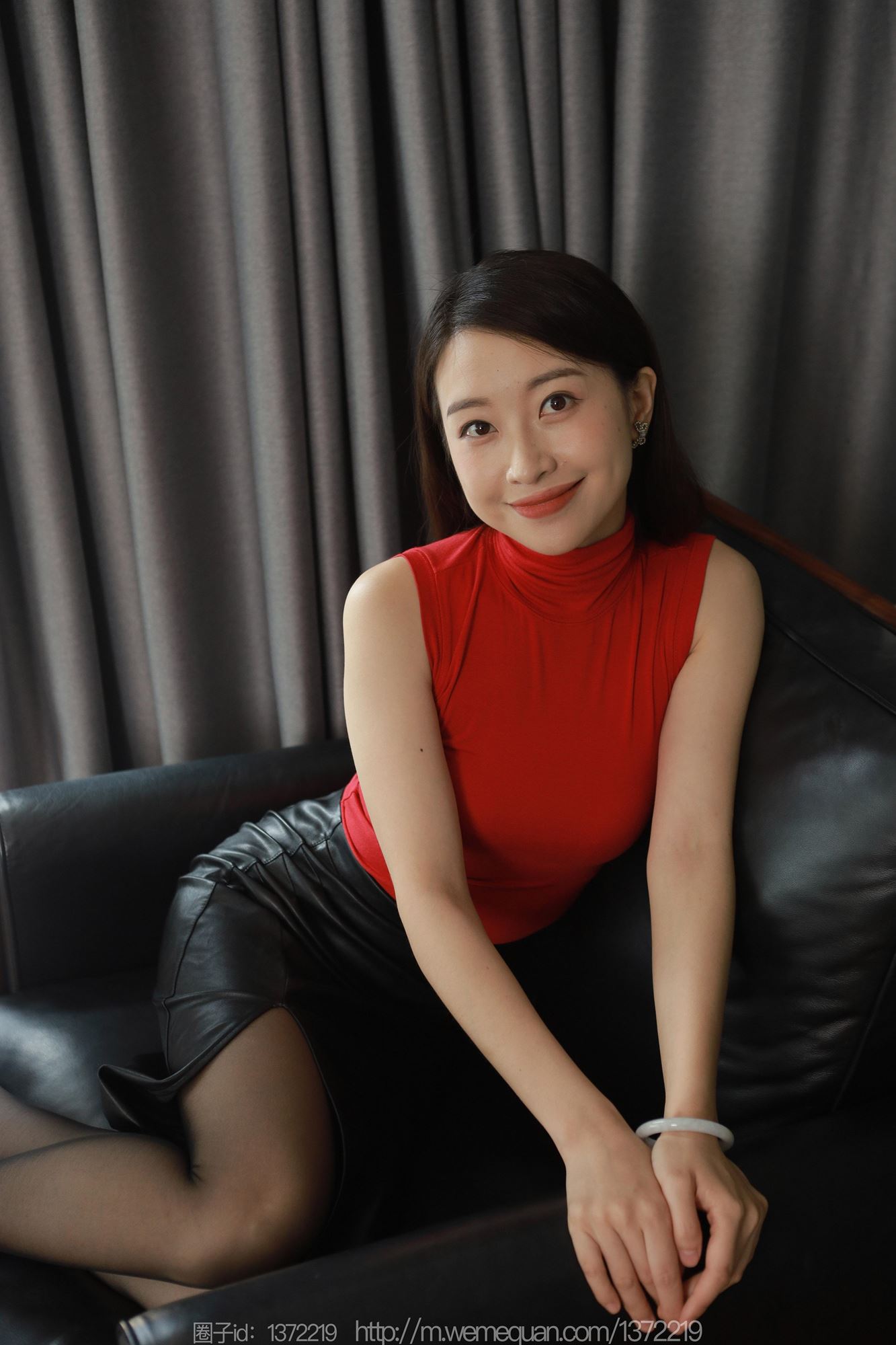 图片[35]-[IESS异思趣向] 2023.05.23 丝享家1459：小婕《暗里红》[80P] – 速更版-美库