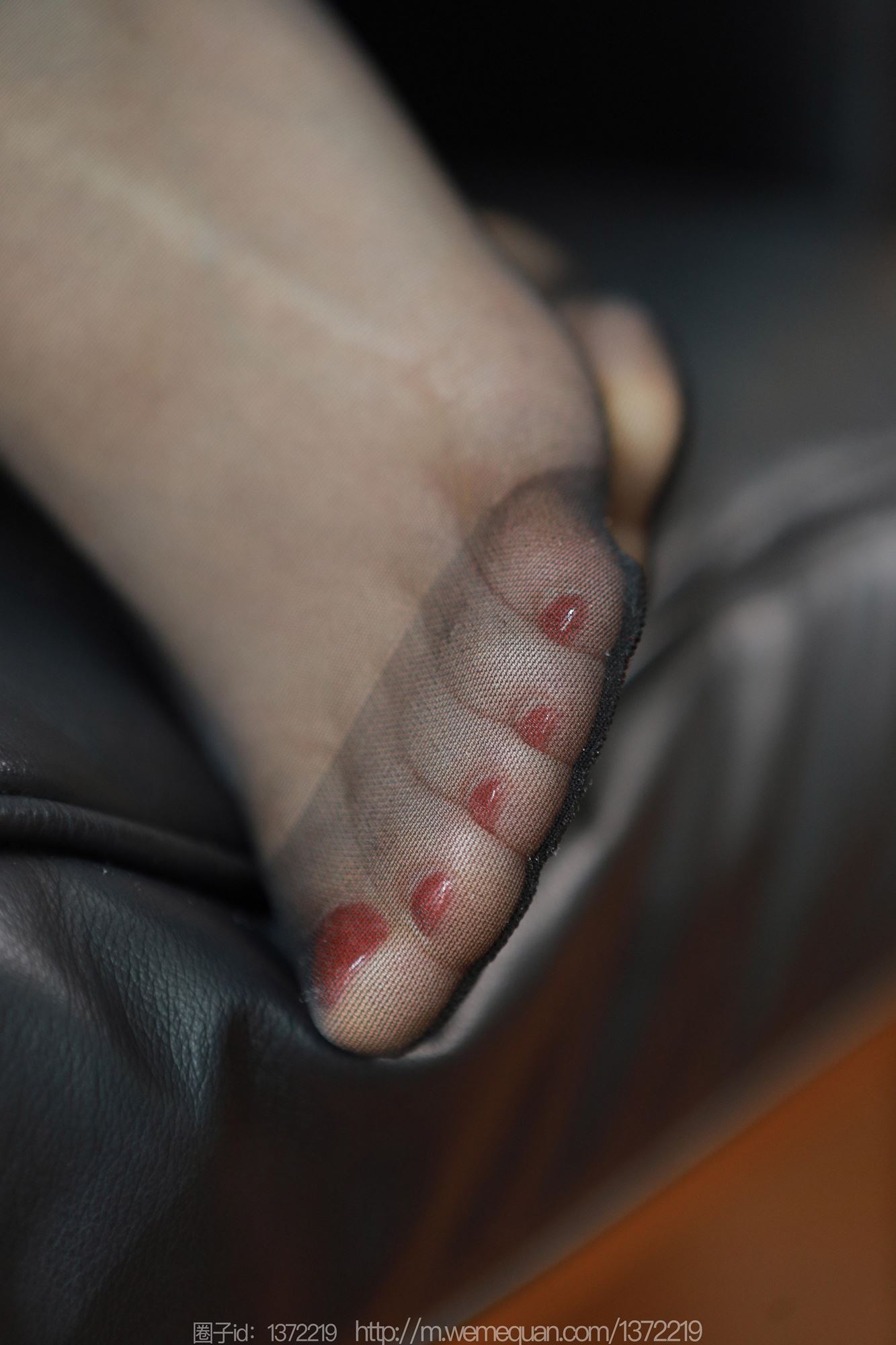 图片[42]-[IESS异思趣向] 2023.05.23 丝享家1459：小婕《暗里红》[80P] – 速更版-美库