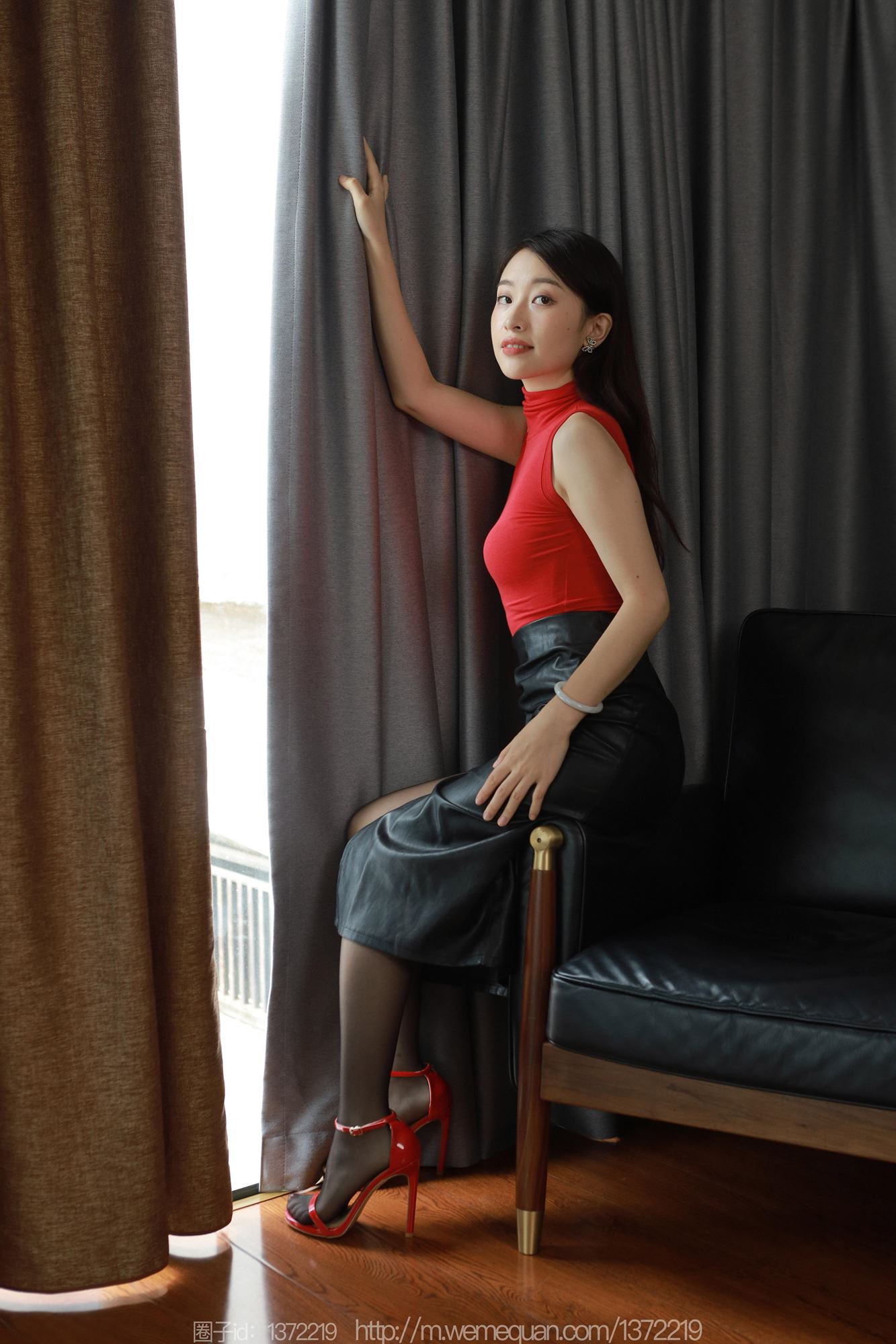 图片[57]-[IESS异思趣向] 2023.05.23 丝享家1459：小婕《暗里红》[80P] – 速更版-美库