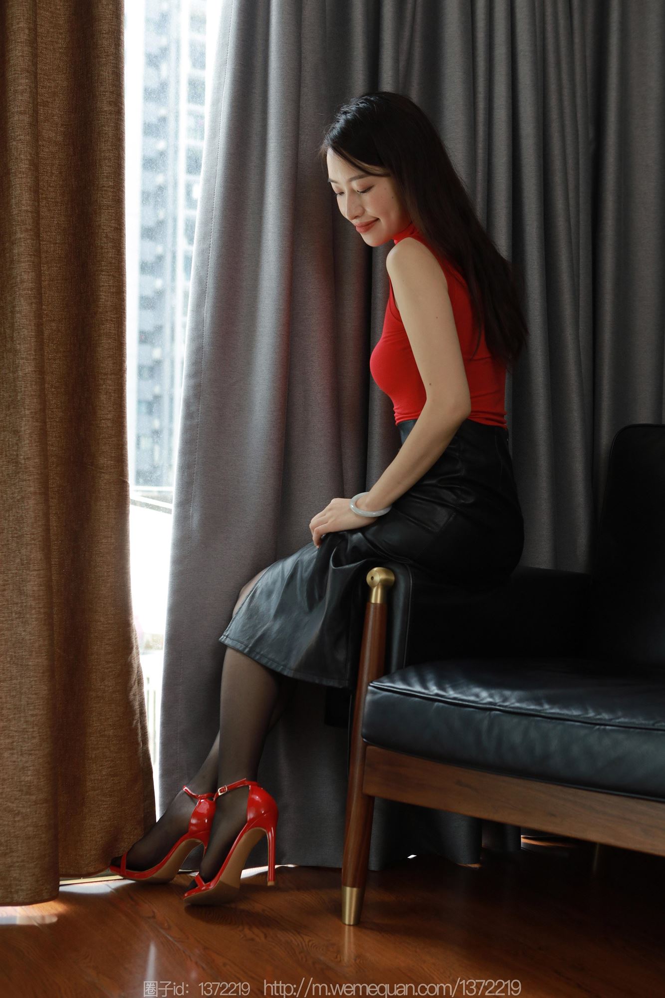 图片[61]-[IESS异思趣向] 2023.05.23 丝享家1459：小婕《暗里红》[80P] – 速更版-美库