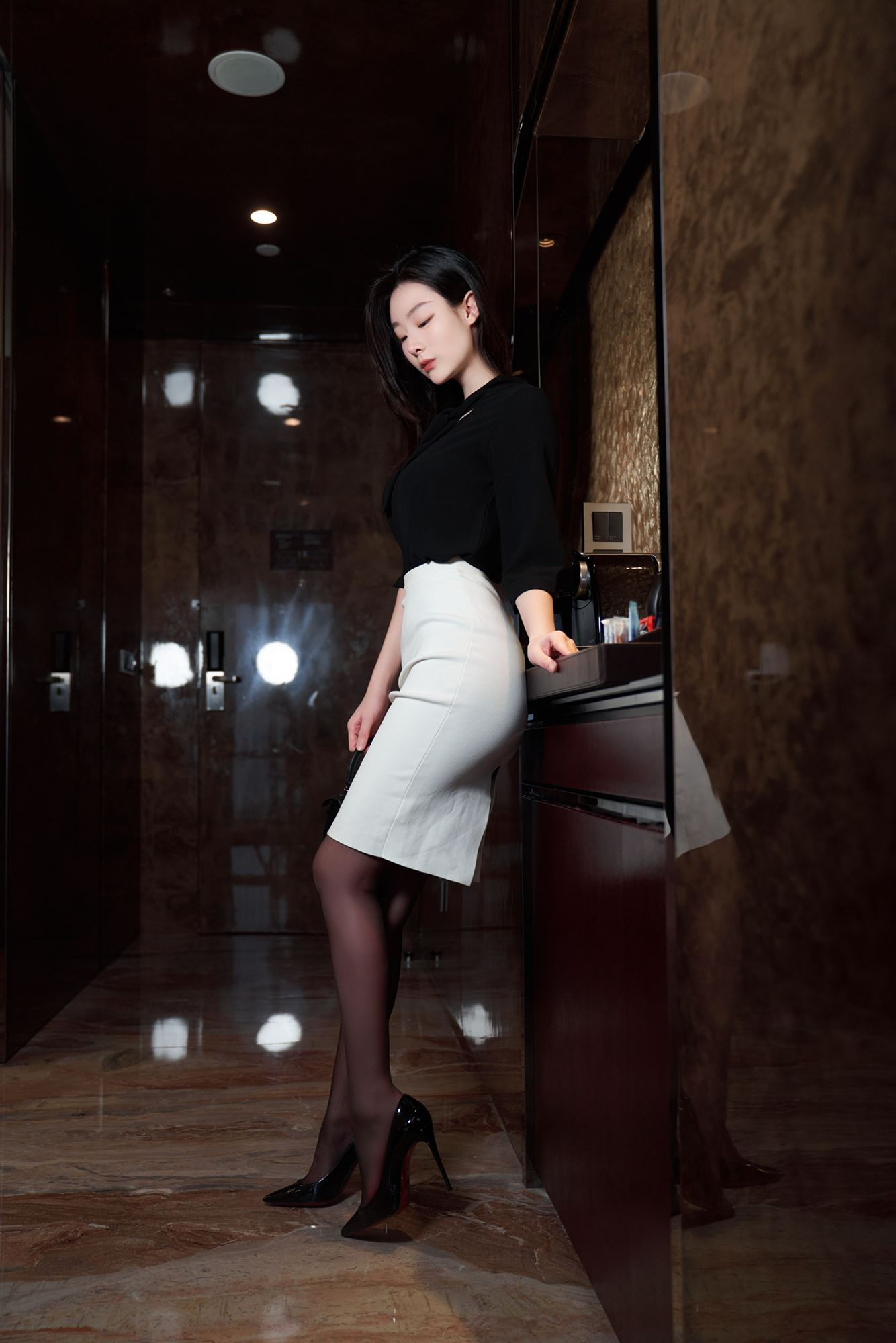 图片[13]-是小逗逗 – 超薄黑丝蕾丝 内内[59P] – 速更版-美库