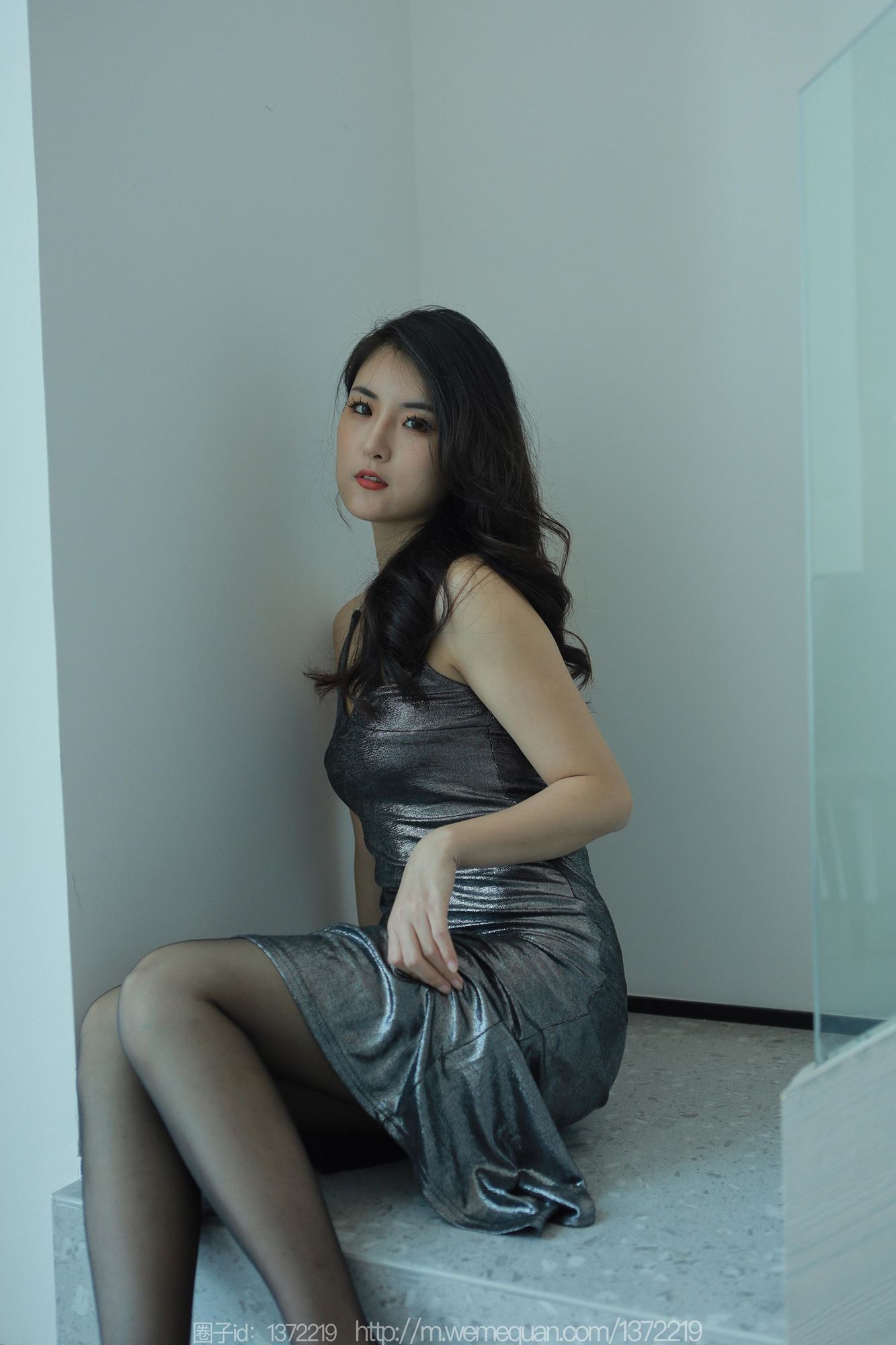 图片[17]-[IESS异思趣向] 2023.06.29 丝享家1467：小宝《液体金属裙》[80P] – 速更版-美库