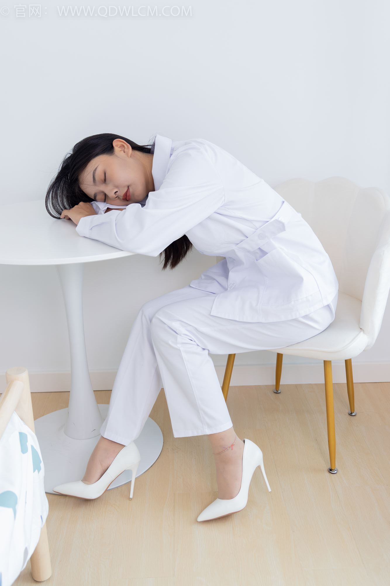 图片[30]-物恋传媒 NO.1704 岚岚-勇敢说不[180P] – 速更版-美库