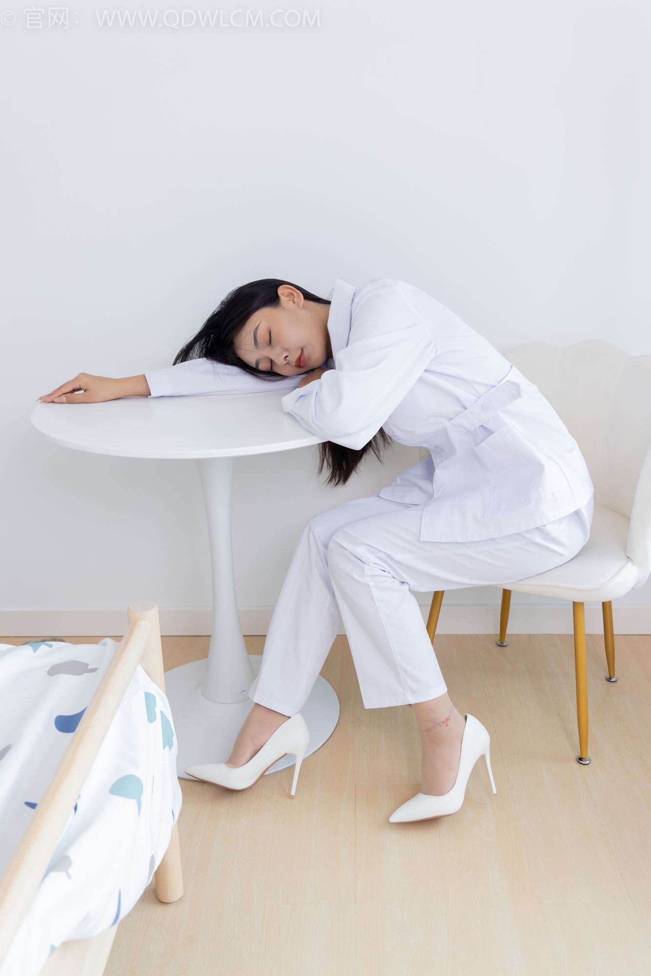 图片[31]-物恋传媒 NO.1704 岚岚-勇敢说不[180P] – 速更版-美库