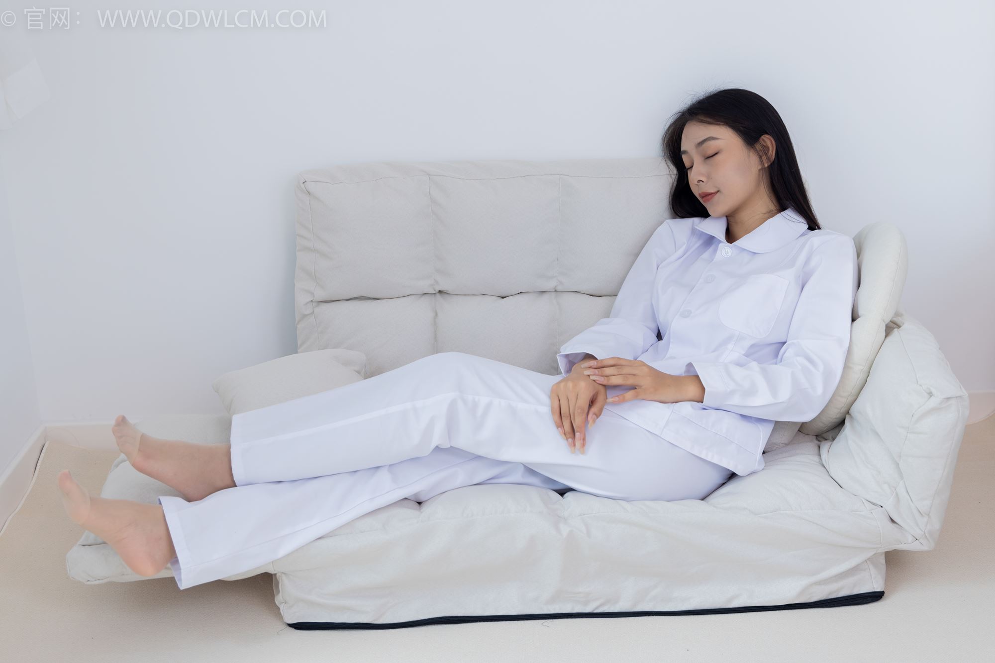 图片[89]-物恋传媒 NO.1704 岚岚-勇敢说不[180P] – 速更版-美库