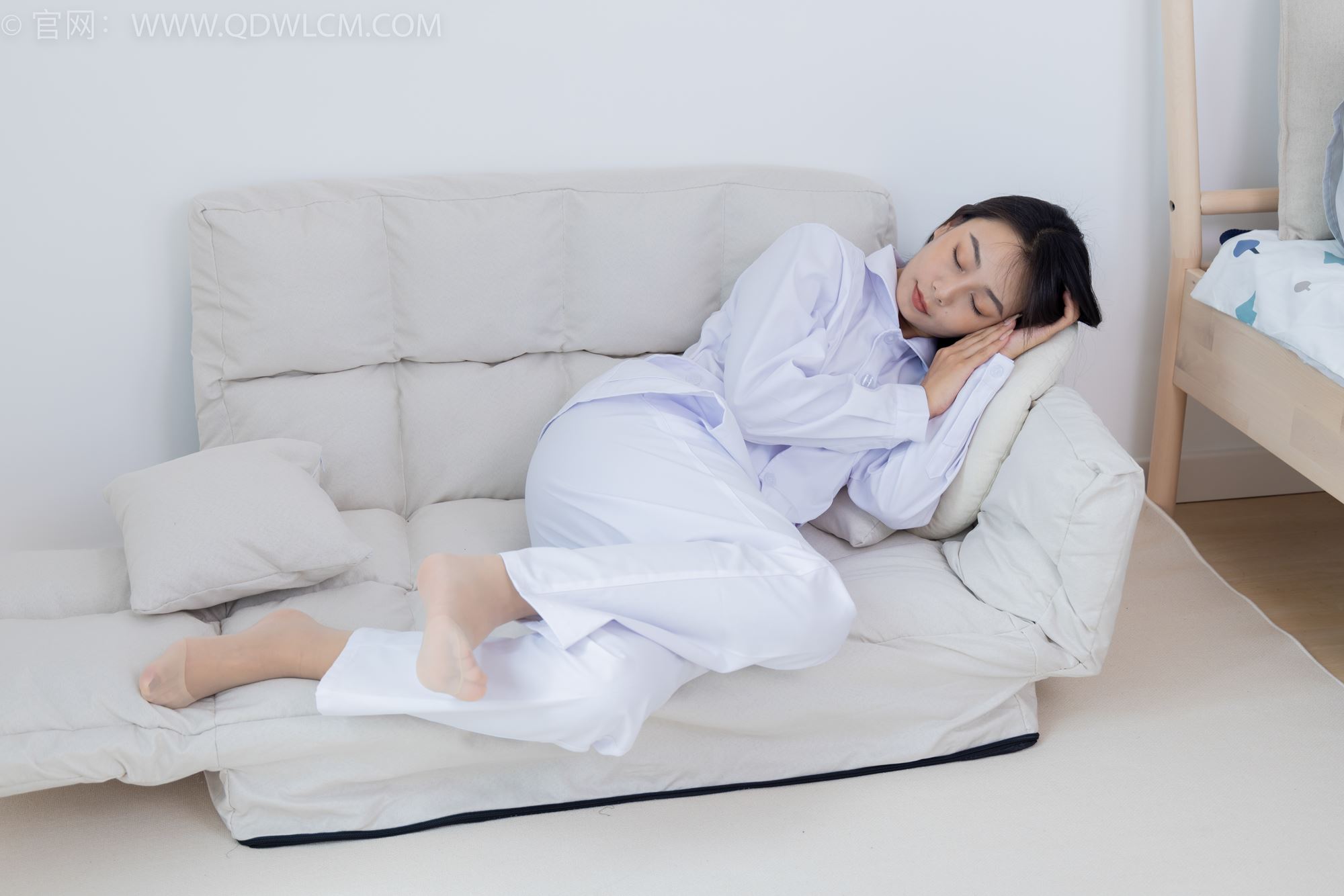 图片[93]-物恋传媒 NO.1704 岚岚-勇敢说不[180P] – 速更版-美库