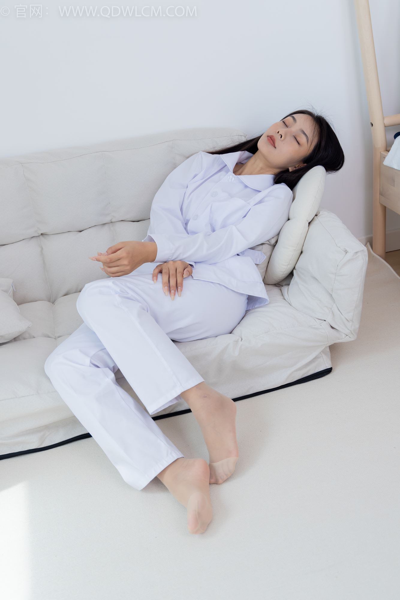 图片[97]-物恋传媒 NO.1704 岚岚-勇敢说不[180P] – 速更版-美库