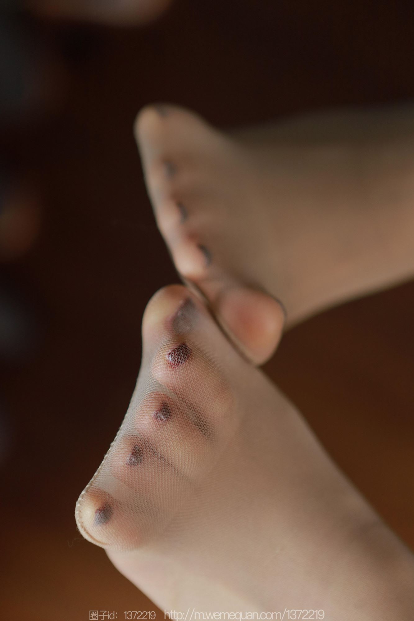 图片[37]-[IESS异思趣向] 2023.07.04 丝享家1471：小金《咖色吊带短裙》[82P] – 速更版-美库