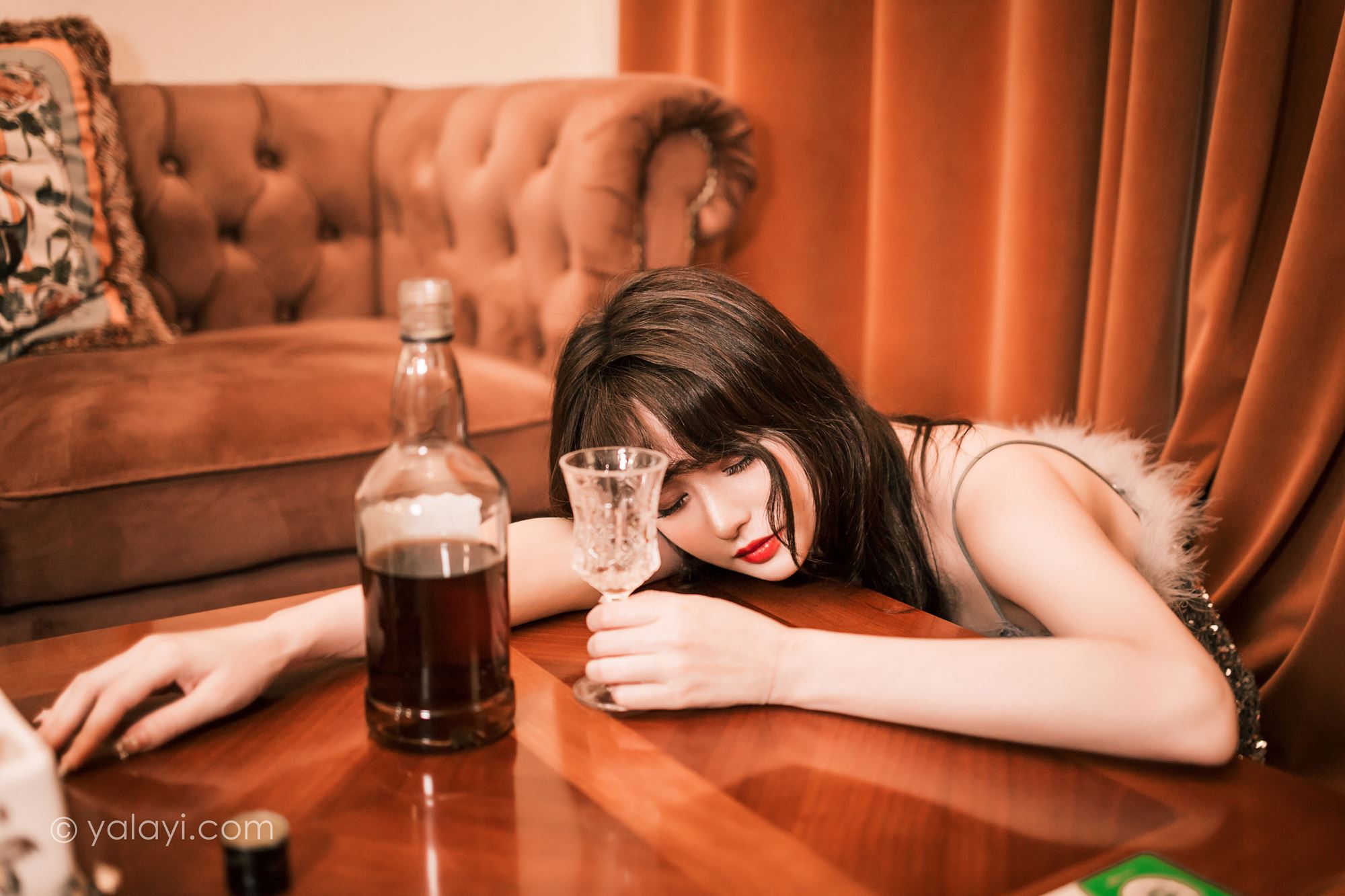 图片[36]-[YALAYI雅拉伊]2023.04.07 NO.1022 优雅的小黑裙 小亭[45+1P] – 速更版-美库