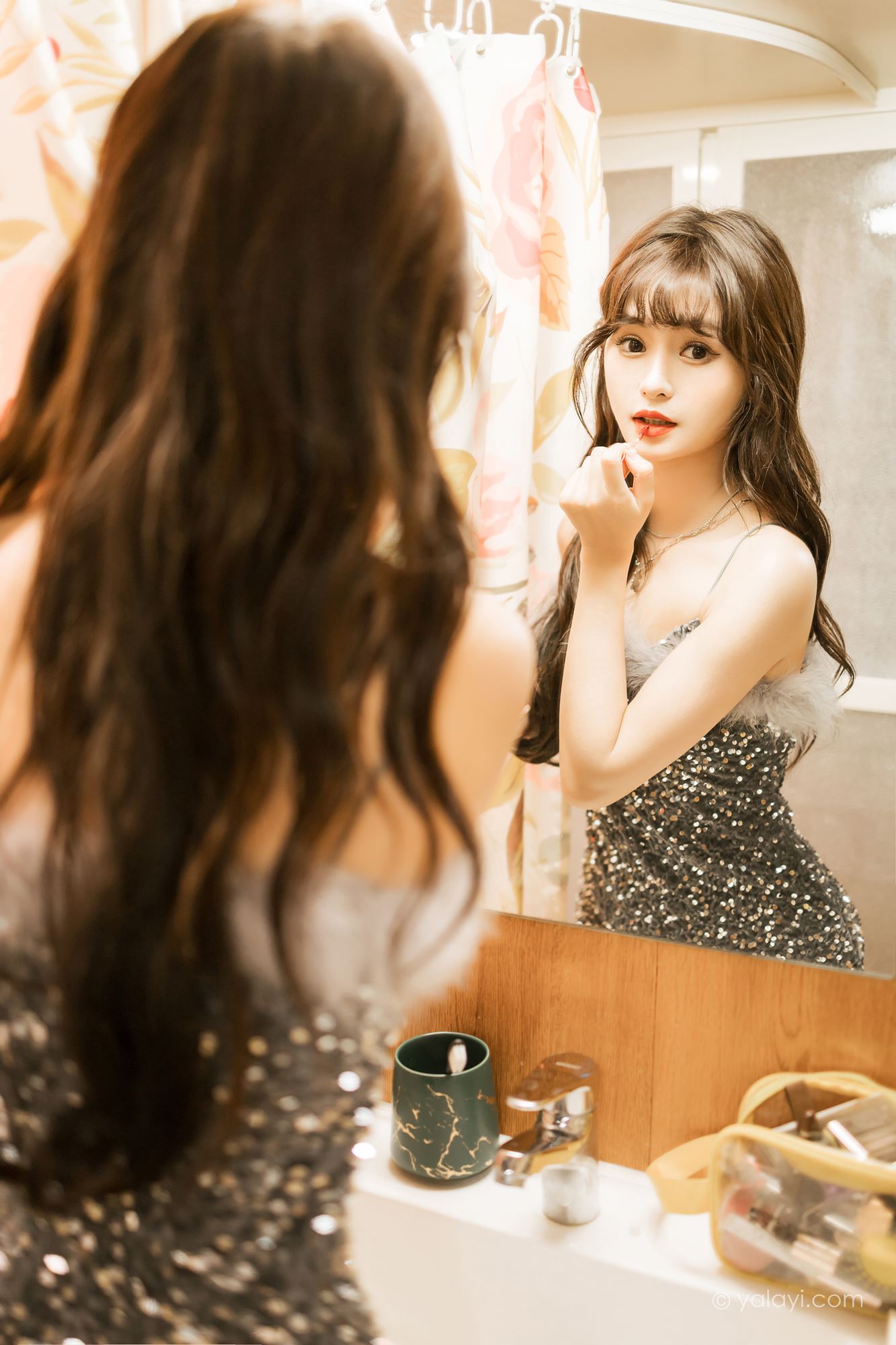 图片[45]-[YALAYI雅拉伊]2023.04.07 NO.1022 优雅的小黑裙 小亭[45+1P] – 速更版-美库