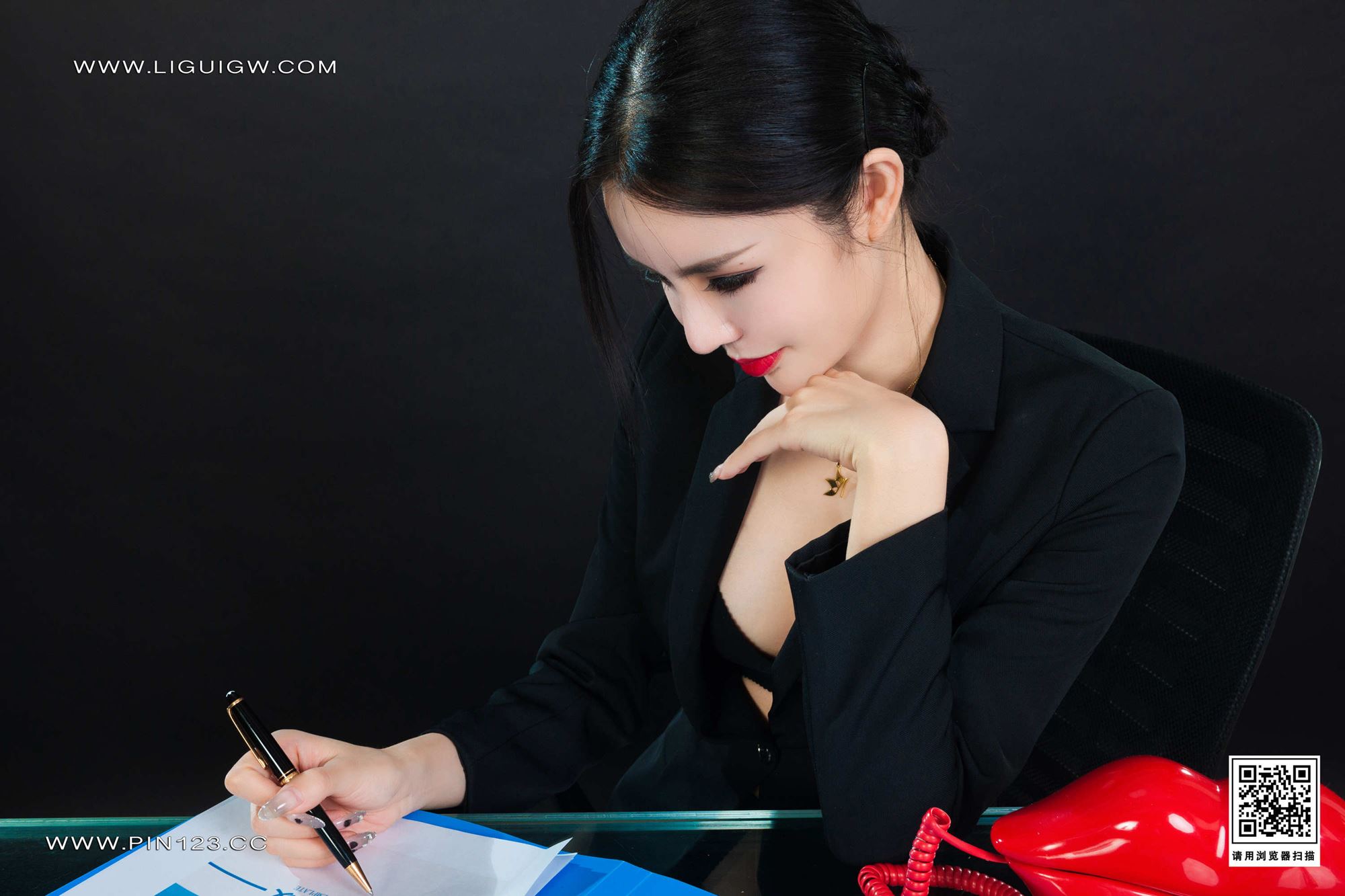 图片[46]-[Ligui丽柜]2023.10.02 合同陷阱（上）凉儿[45+1P] – 速更版-美库