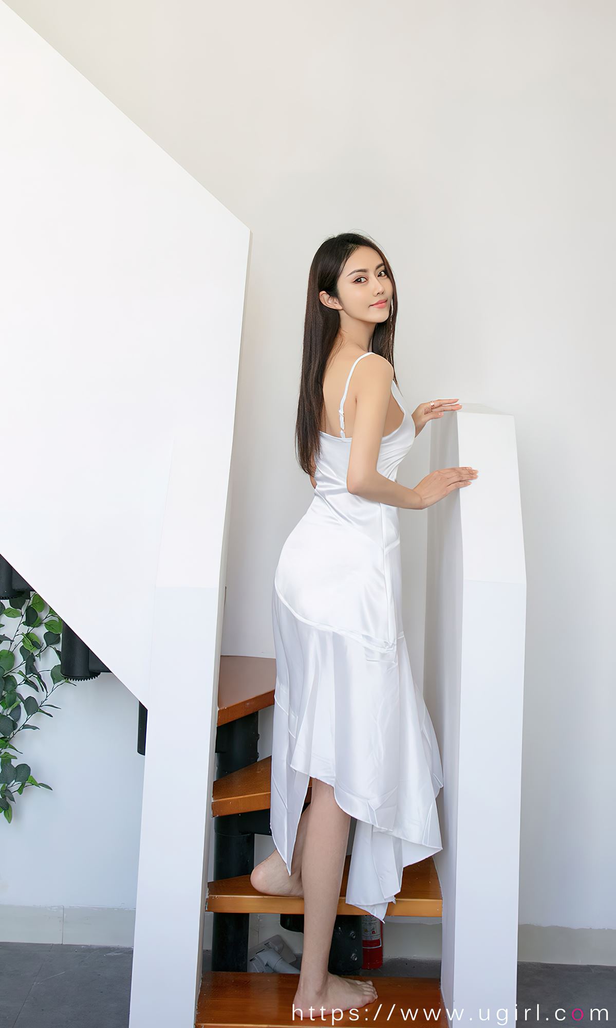 图片[14]-[爱尤物]2023 NO.2668 掀云探爱 姜云曦[35P] – 速更版-美库