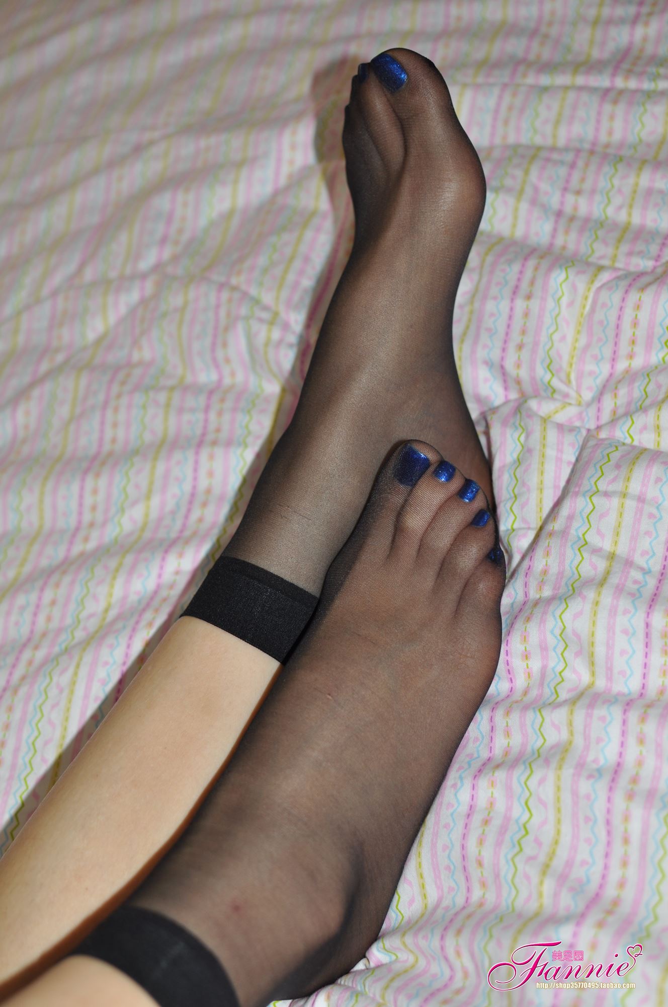 图片[15]-Fannie芬妮每足园 No.233 蓝色魅音 黑短丝 [69P] – 速更版-美库