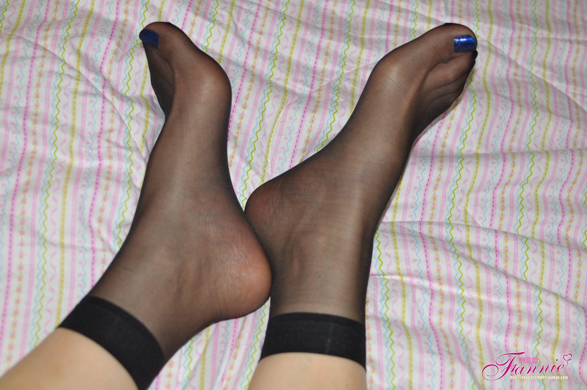 图片[18]-Fannie芬妮每足园 No.233 蓝色魅音 黑短丝 [69P] – 速更版-美库