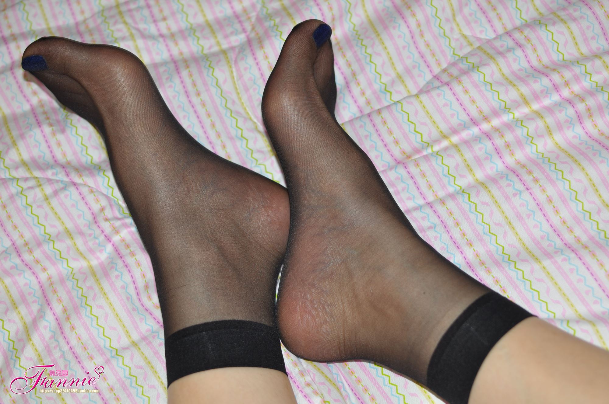 图片[19]-Fannie芬妮每足园 No.233 蓝色魅音 黑短丝 [69P] – 速更版-美库