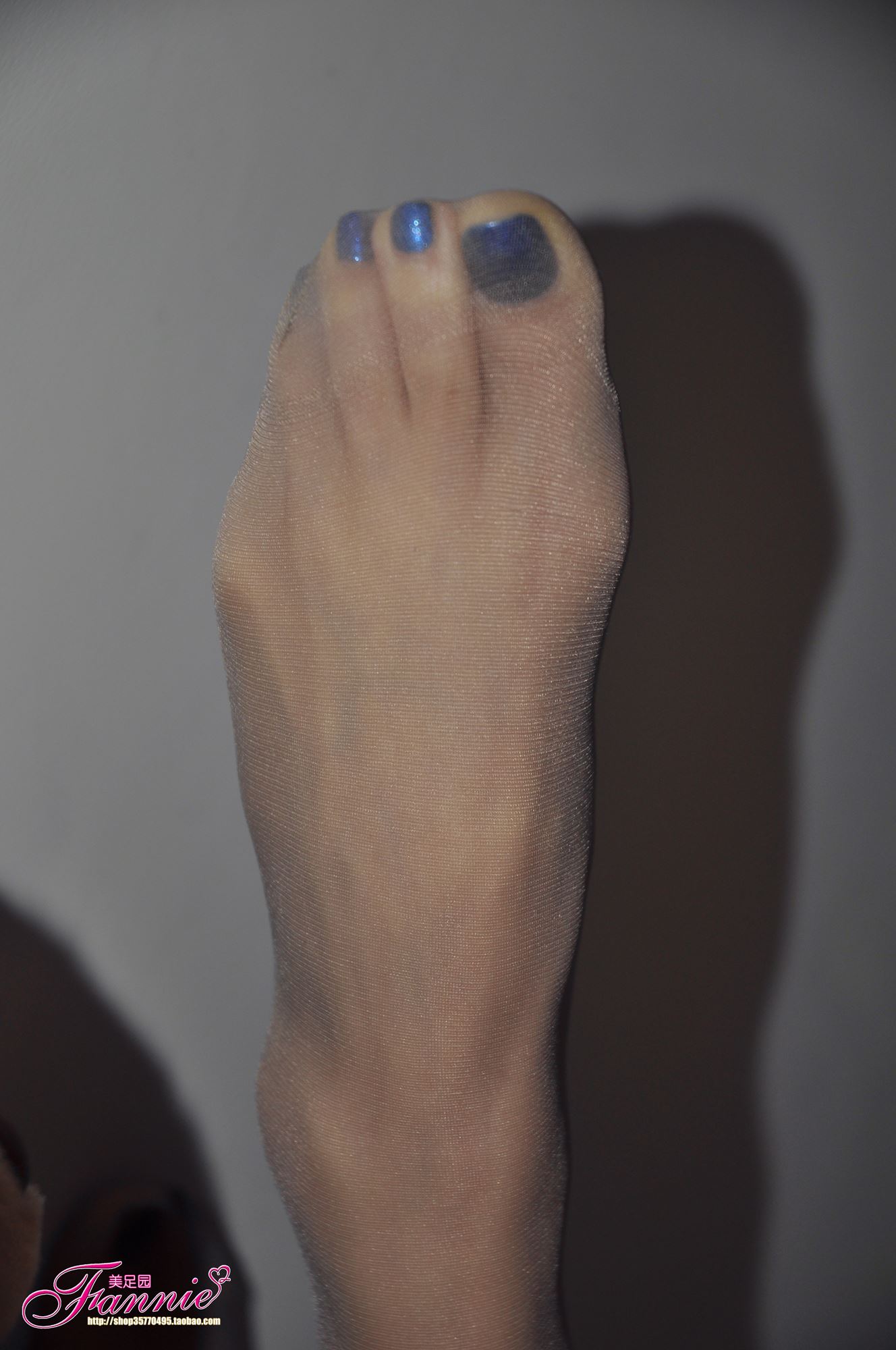 图片[25]-Fannie芬妮每足园 No.237 蓝色魅音 灰丝 [57P] – 速更版-美库