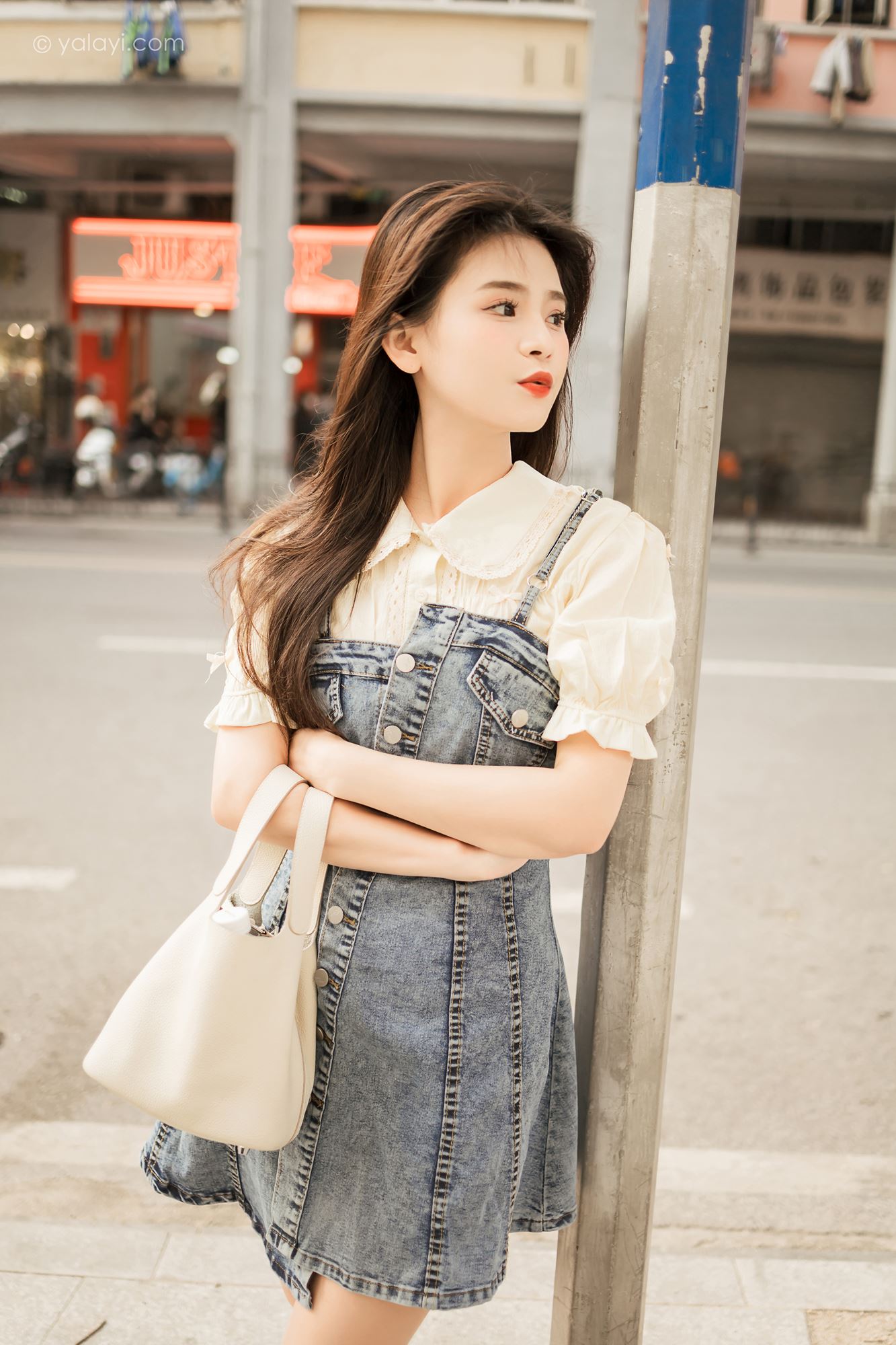 图片[11]-[YALAYI雅拉伊]2023.04.22 NO.1024 女神来我家 若婷[45+1P] – 速更版-美库