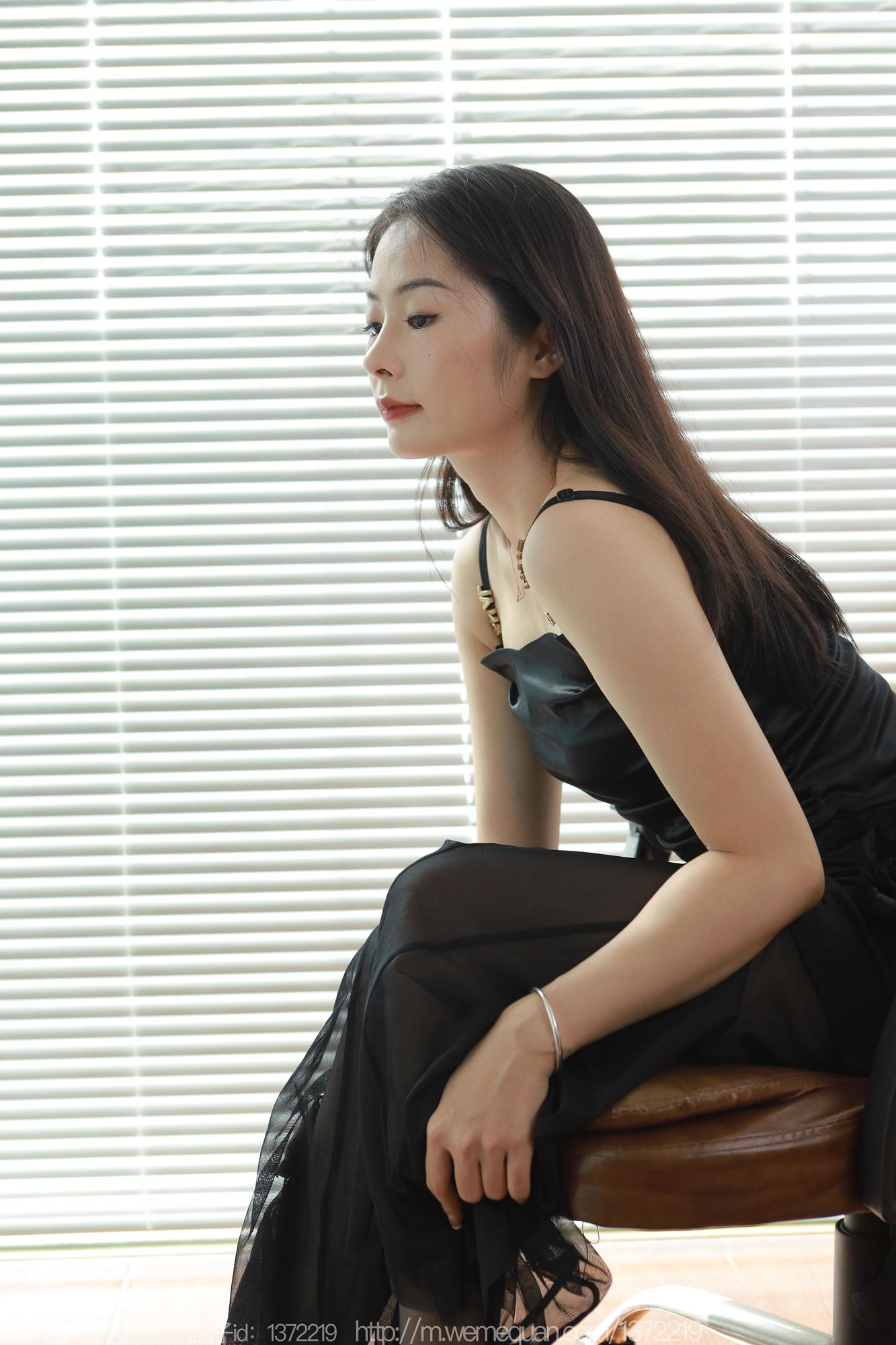 图片[67]-[IESS异思趣向] 2023.07.12 丝享家1478：小金《黑色蒙娜丽莎》[84P] – 速更版-美库