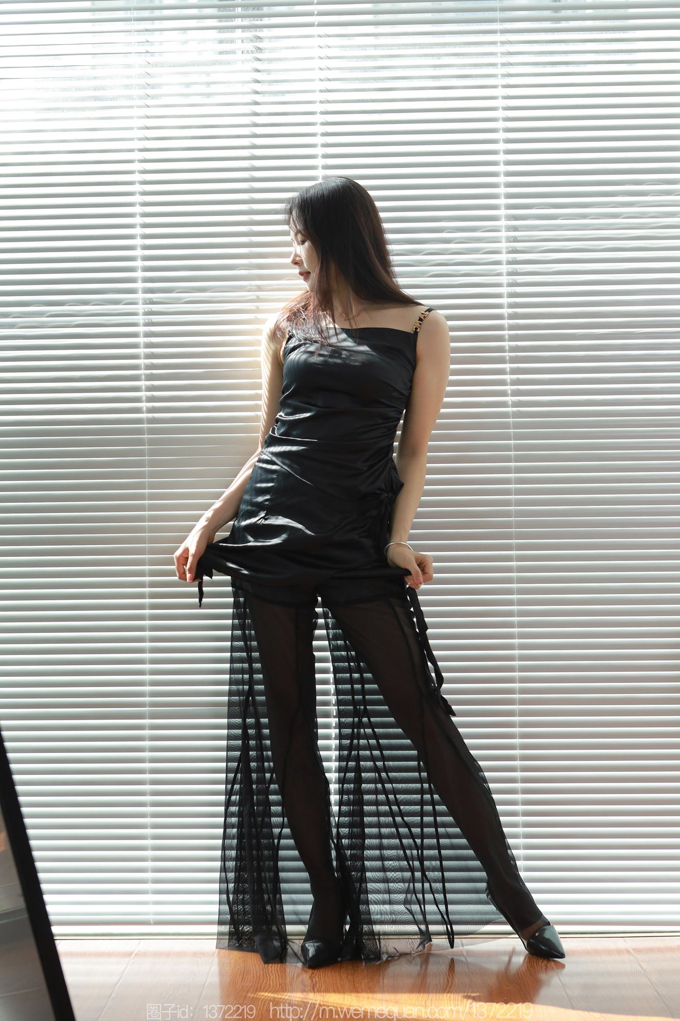 图片[76]-[IESS异思趣向] 2023.07.12 丝享家1478：小金《黑色蒙娜丽莎》[84P] – 速更版-美库