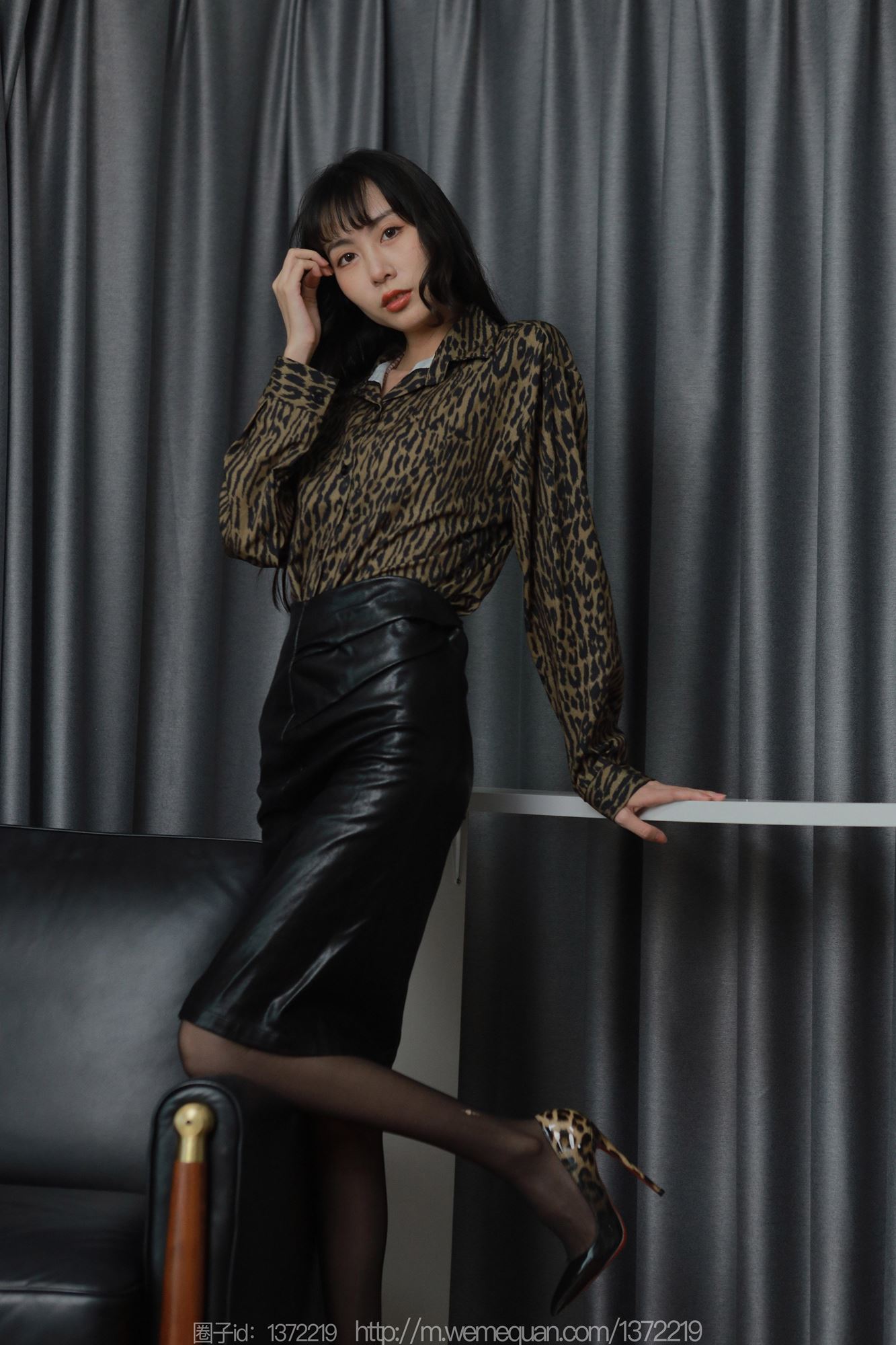 图片[79]-[IESS异思趣向] 2023.07.13 丝享家1479：团团《黄金豹纹》[81P] – 速更版-美库