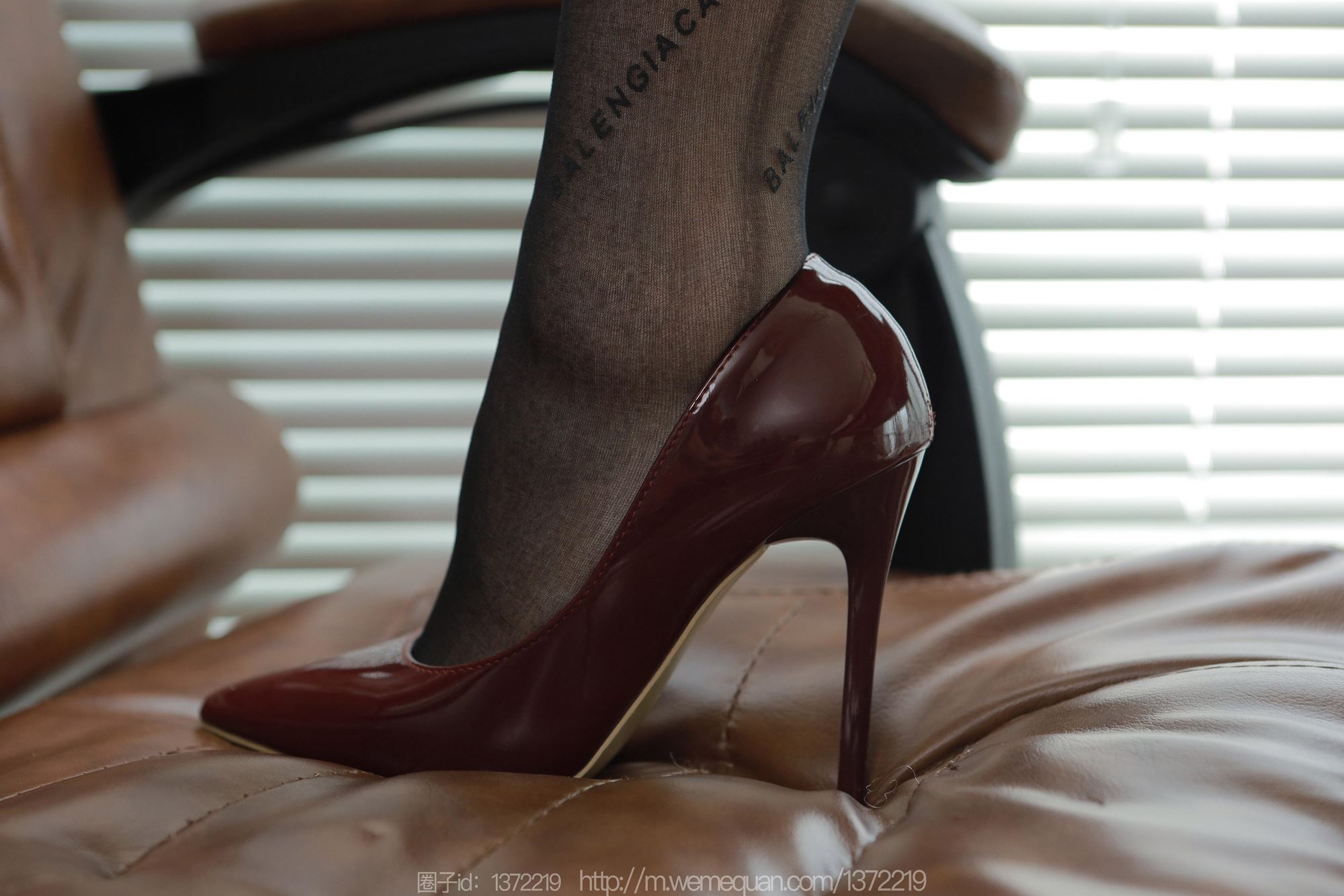 图片[84]-[IESS异思趣向] 2023.07.14 丝享家1480：小婕《字母配紫色》[85P] – 速更版-美库