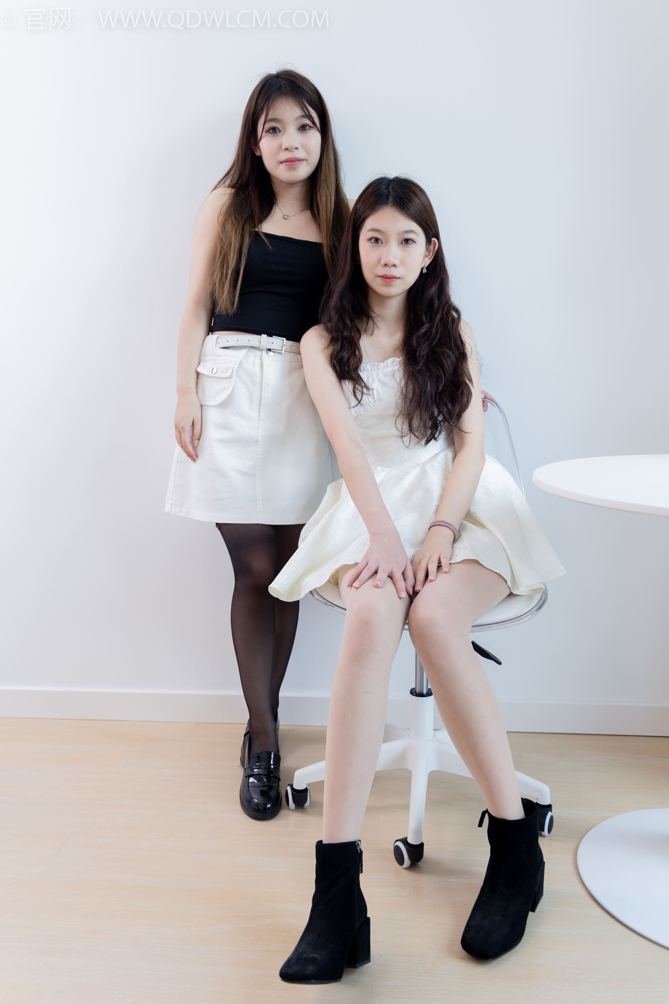 图片[17]-物恋传媒 NO.1708 纤纤&闪闪-爱心姐妹[170P] – 速更版-美库