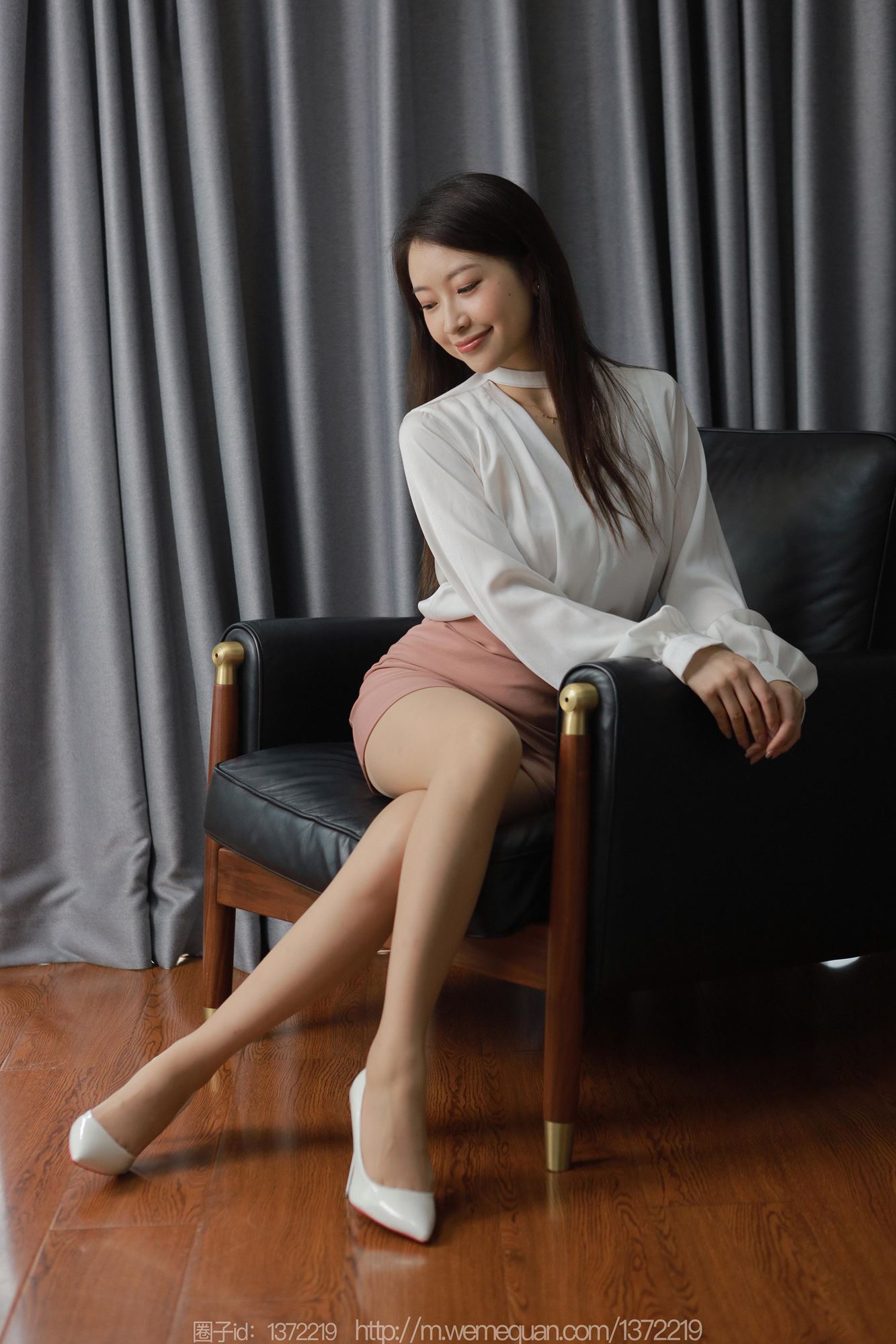 图片[13]-[IESS异思趣向] 2023.07.25 丝享家1489：小婕《粉色的温柔》[83P] – 速更版-美库