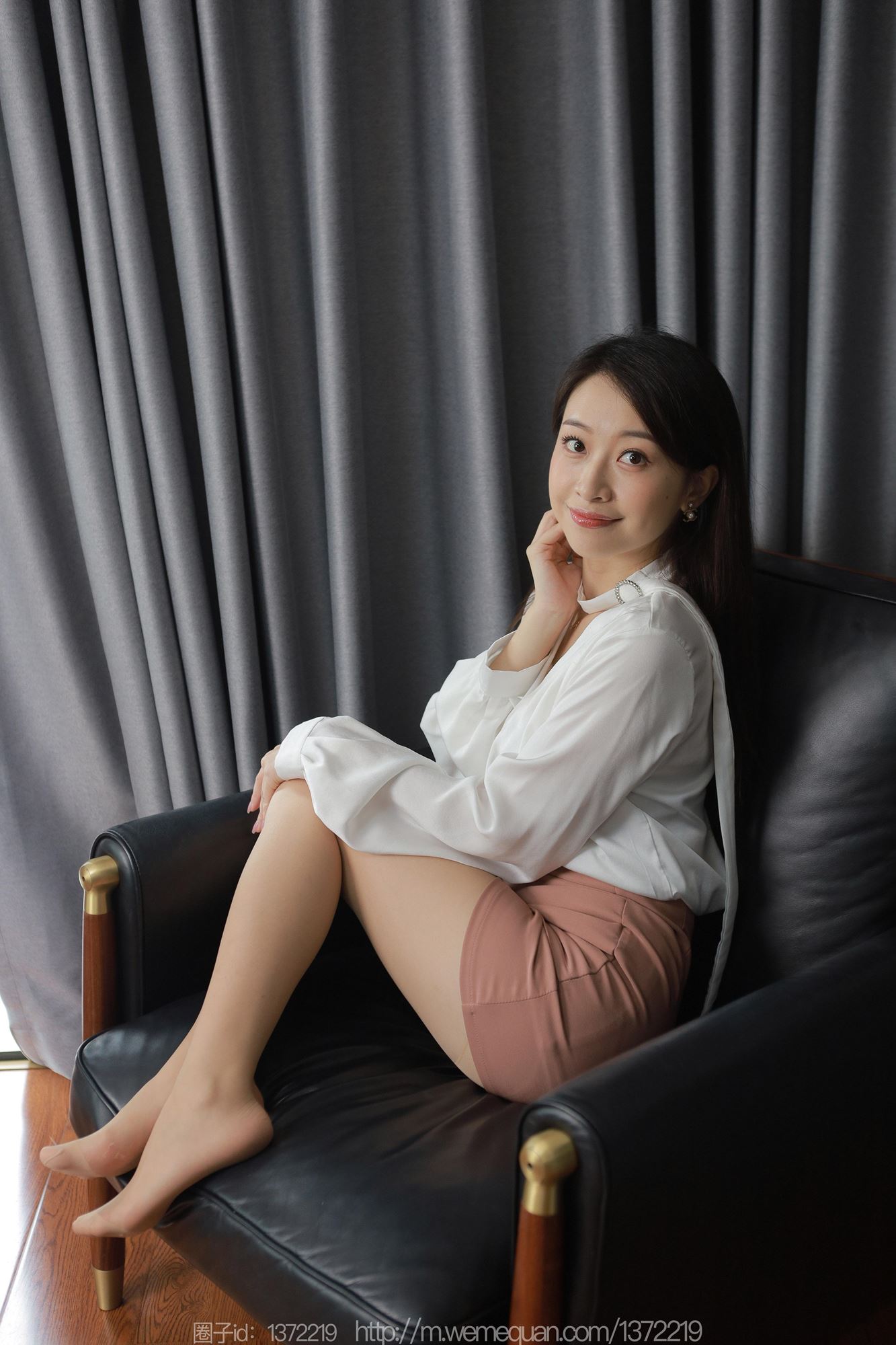 图片[34]-[IESS异思趣向] 2023.07.25 丝享家1489：小婕《粉色的温柔》[83P] – 速更版-美库