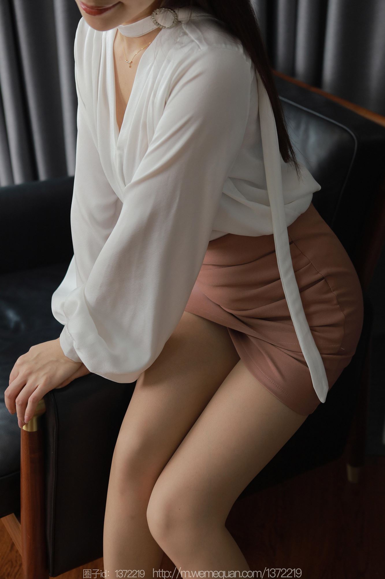 图片[61]-[IESS异思趣向] 2023.07.25 丝享家1489：小婕《粉色的温柔》[83P] – 速更版-美库