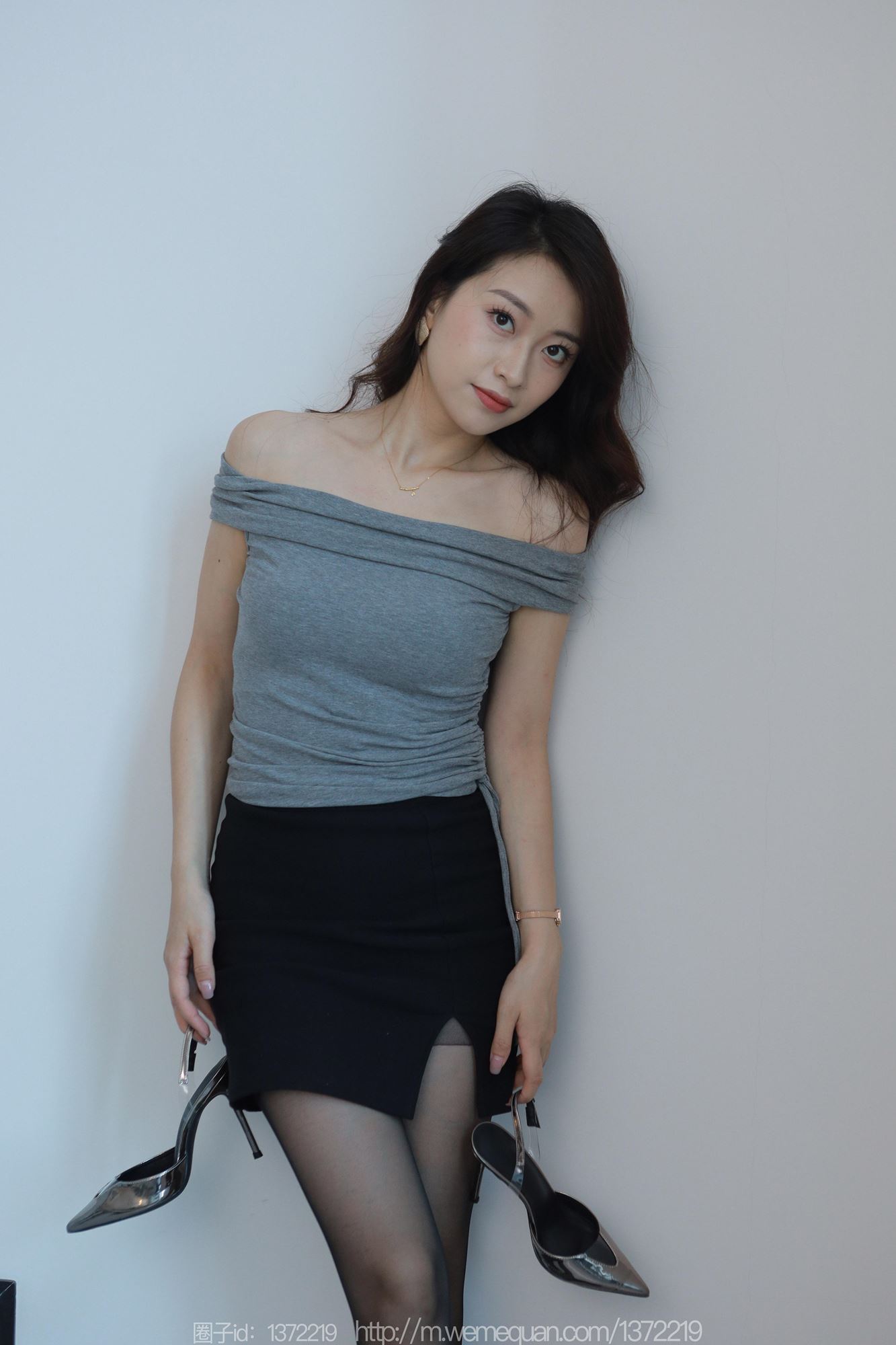 图片[73]-[IESS异思趣向] 2023.07.31 丝享家1494：小婕《紧身的包臀裙》[85P] – 速更版-美库