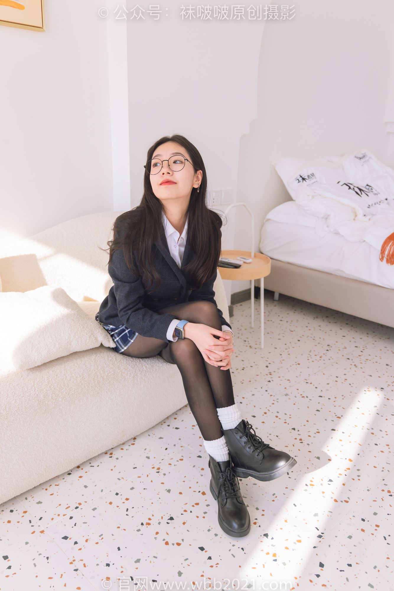 图片[11]-[BoBoSocks袜啵啵]NO.284 小甜豆-短靴、皮鞋、两双白棉袜、油亮黑丝、爱心印花白丝[150P] – 速更版-美库