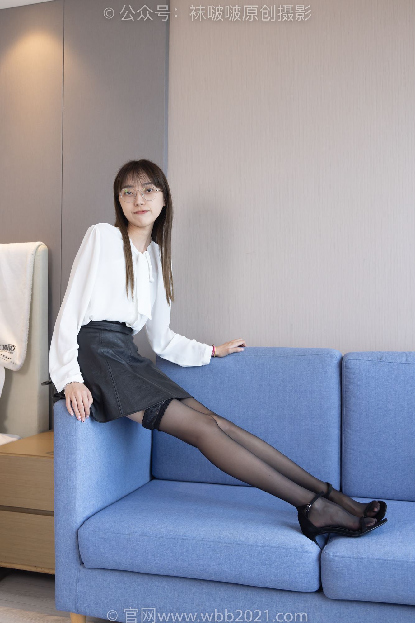 图片[23]-[BoBoSocks袜啵啵]NO.285 稚予-两双高跟鞋、灰丝大腿袜、黑丝大腿袜[145P] – 速更版-美库