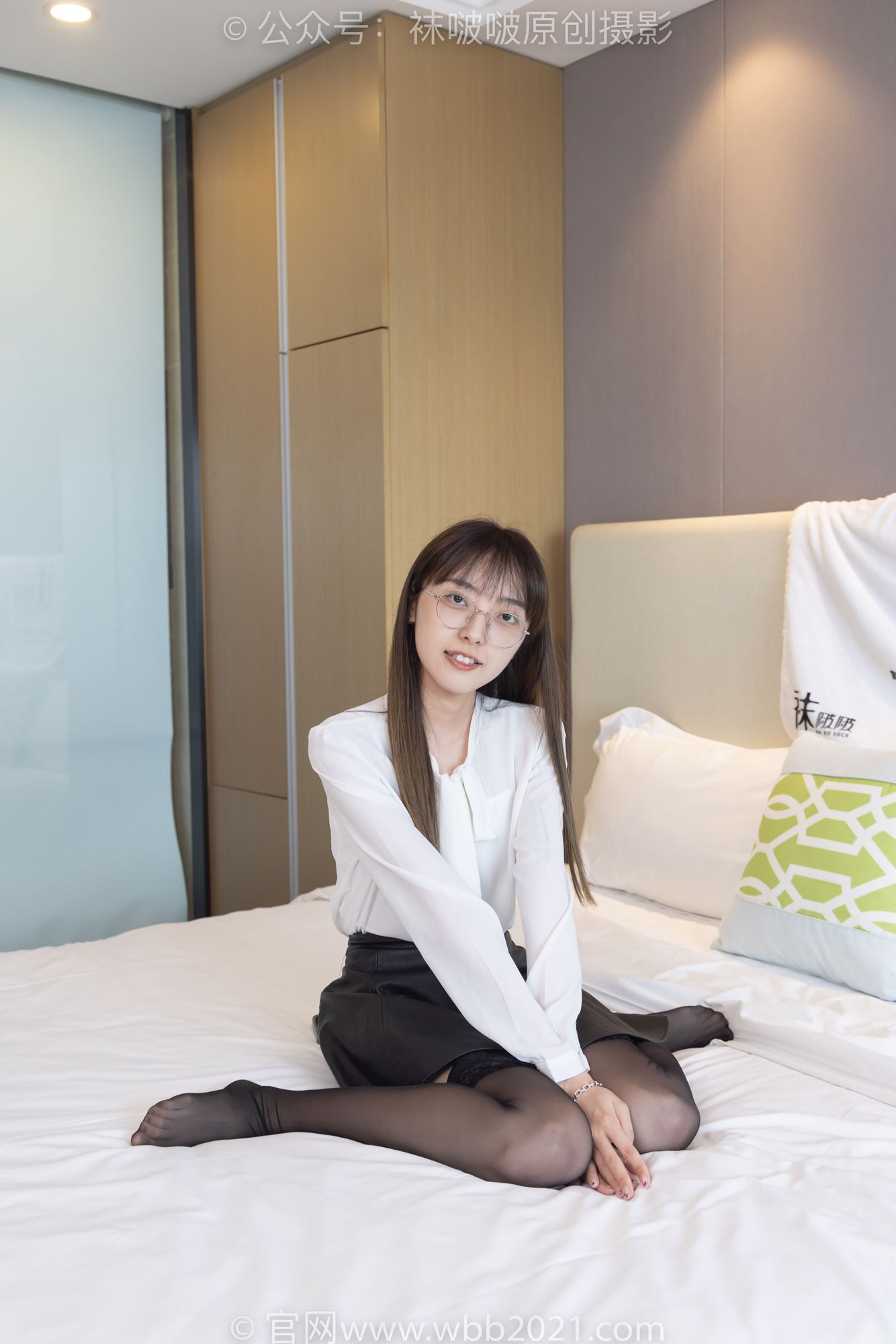 图片[64]-[BoBoSocks袜啵啵]NO.285 稚予-两双高跟鞋、灰丝大腿袜、黑丝大腿袜[145P] – 速更版-美库