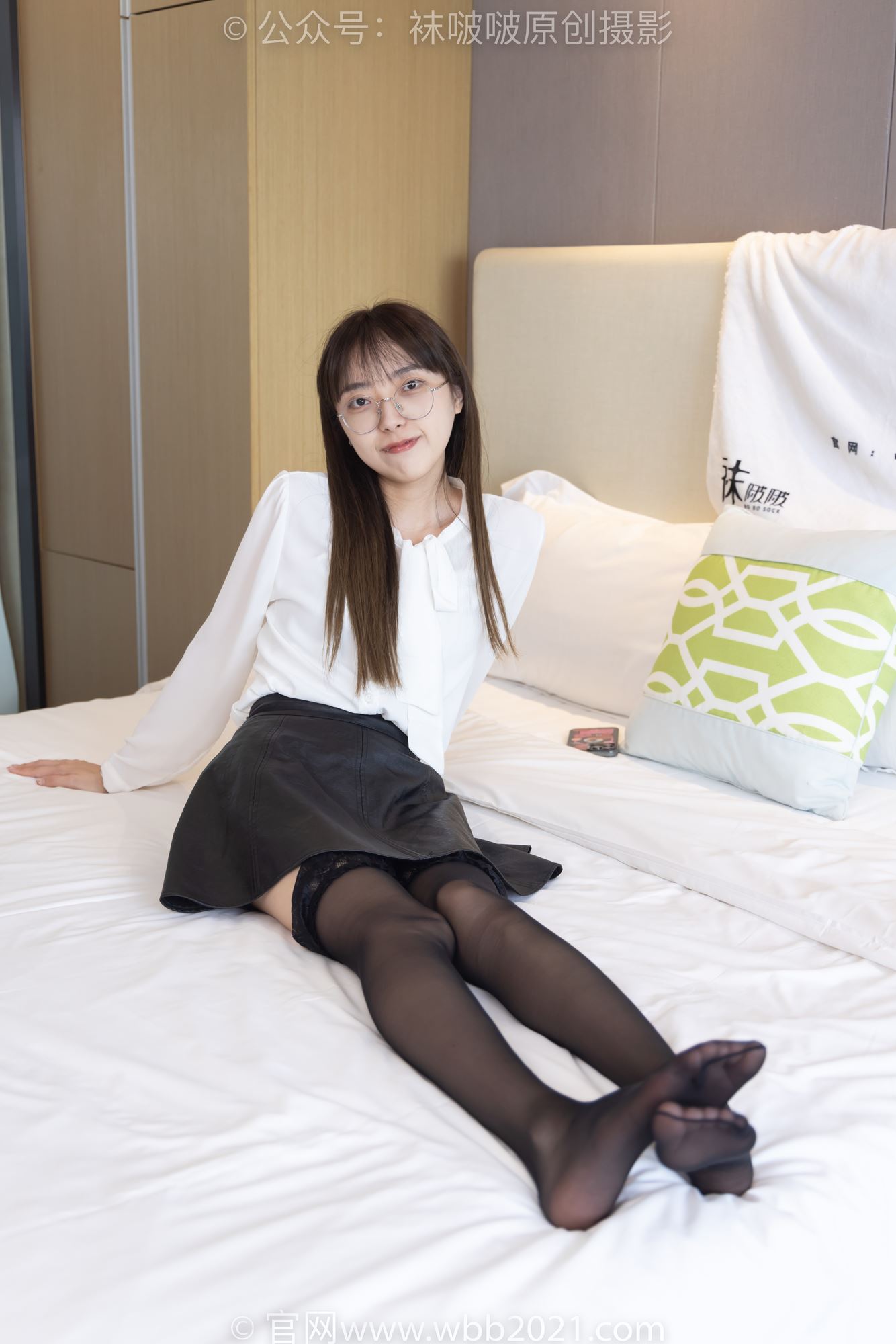 图片[73]-[BoBoSocks袜啵啵]NO.285 稚予-两双高跟鞋、灰丝大腿袜、黑丝大腿袜[145P] – 速更版-美库