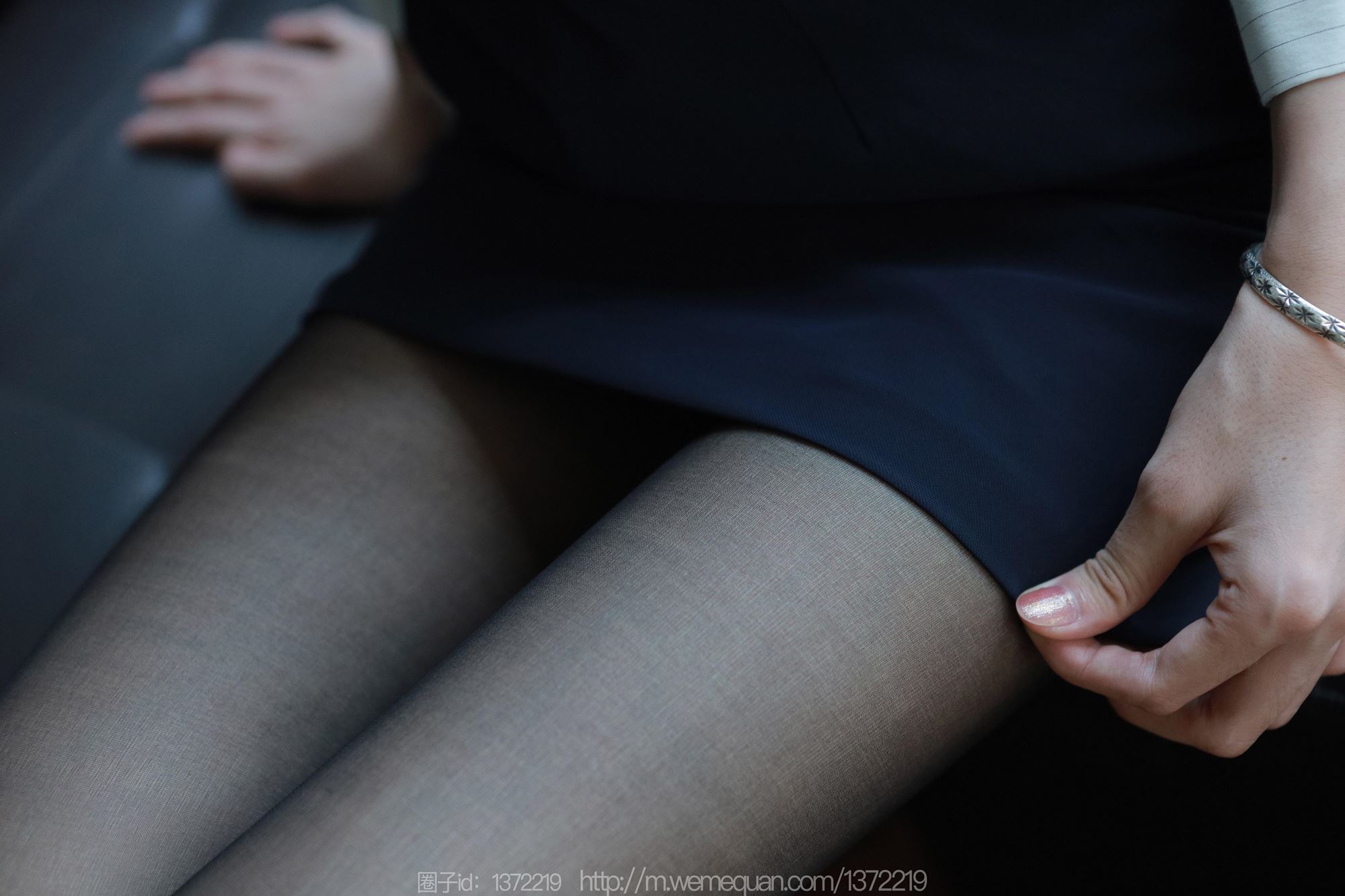 图片[37]-[IESS异思趣向] 2023.08.06 丝享家1499：团团《光影交错》[84P] – 速更版-美库