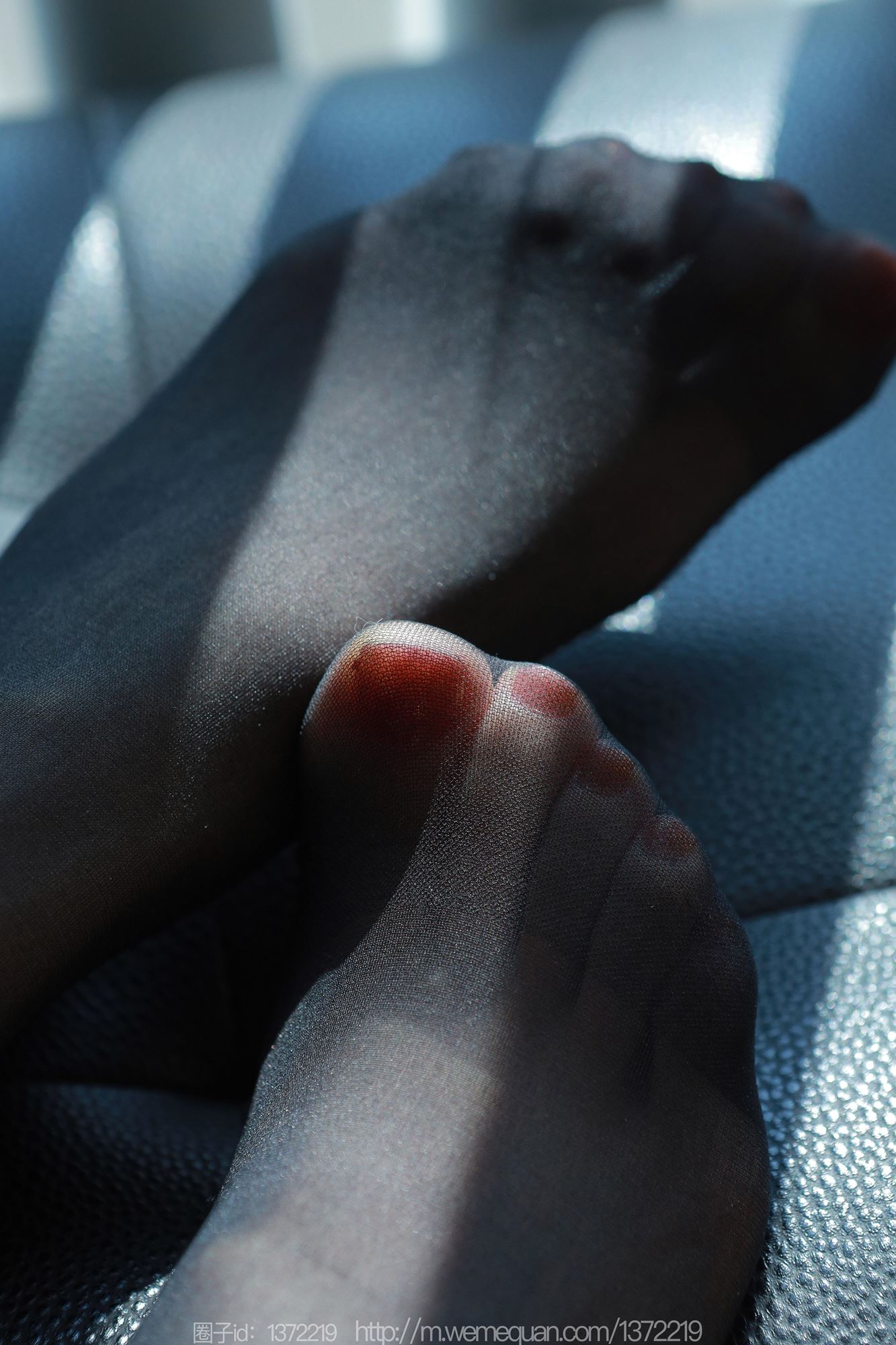 图片[60]-[IESS异思趣向] 2023.08.06 丝享家1499：团团《光影交错》[84P] – 速更版-美库