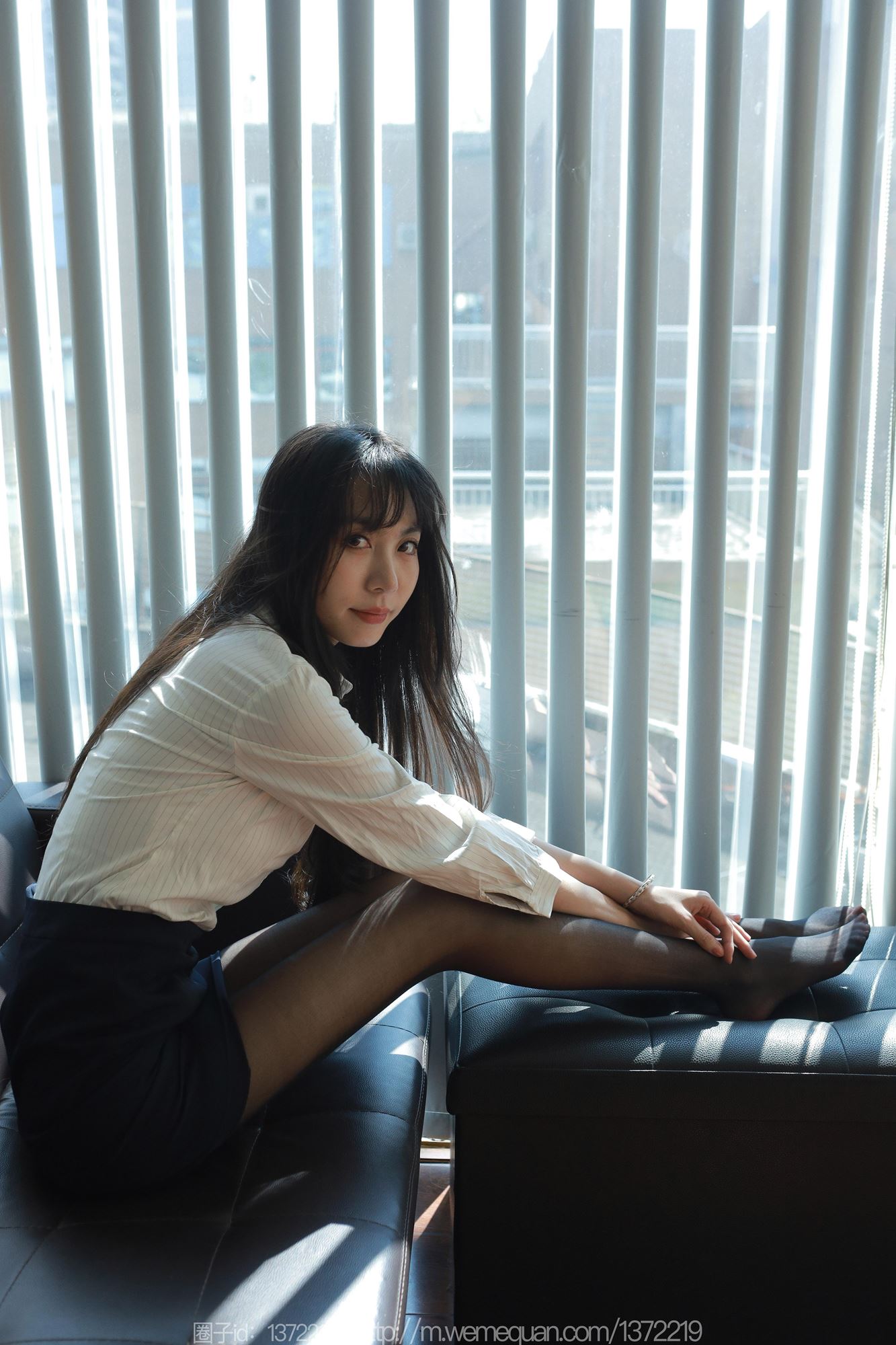 图片[75]-[IESS异思趣向] 2023.08.06 丝享家1499：团团《光影交错》[84P] – 速更版-美库