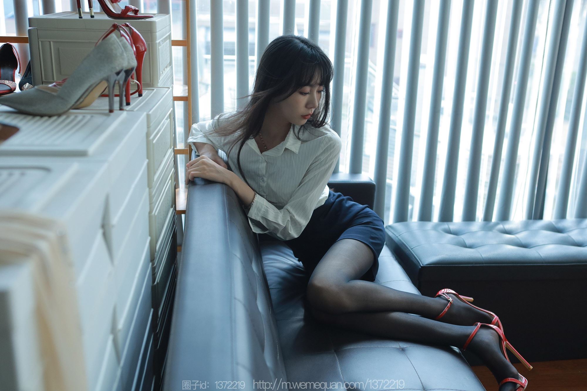 图片[84]-[IESS异思趣向] 2023.08.06 丝享家1499：团团《光影交错》[84P] – 速更版-美库