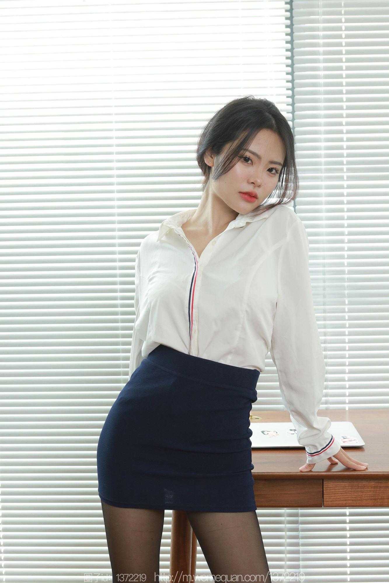 图片[82]-[IESS异思趣向] 2023.08.10 丝享家1503：兔兔《会议缺席》[85P] – 速更版-美库