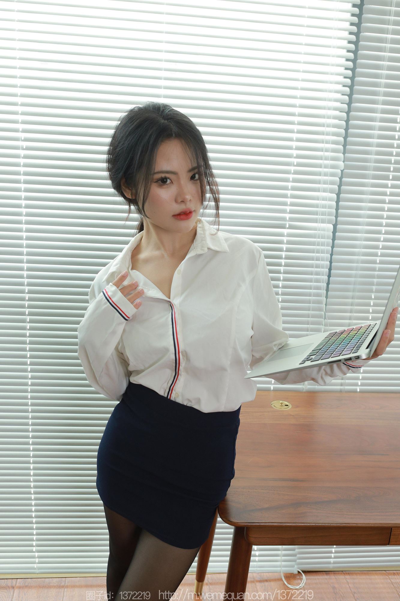 图片[86]-[IESS异思趣向] 2023.08.10 丝享家1503：兔兔《会议缺席》[85P] – 速更版-美库