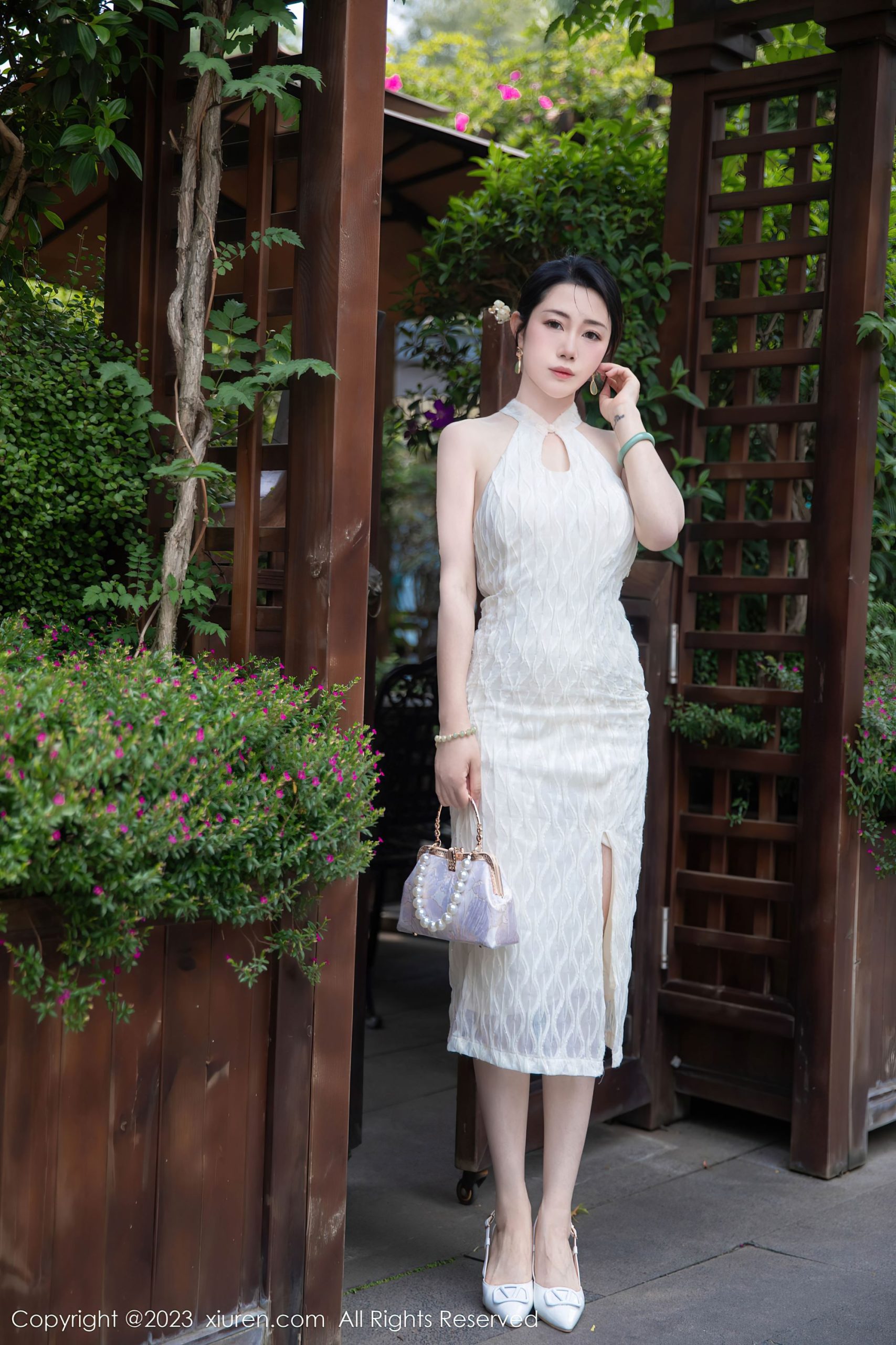 图片[17]-[XiuRen秀人网] 2023.09.25 No.7435 严利娅Yuliya 旗袍美臀[34P] – 速更版-美库