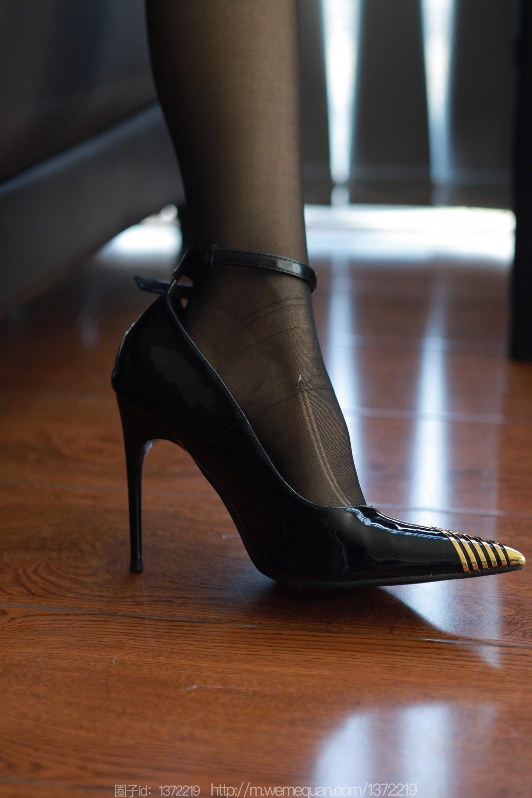 图片[20]-[IESS异思趣向] 2023.08.17 丝享家1509：美子《翡翠绿》[81P] – 速更版-美库