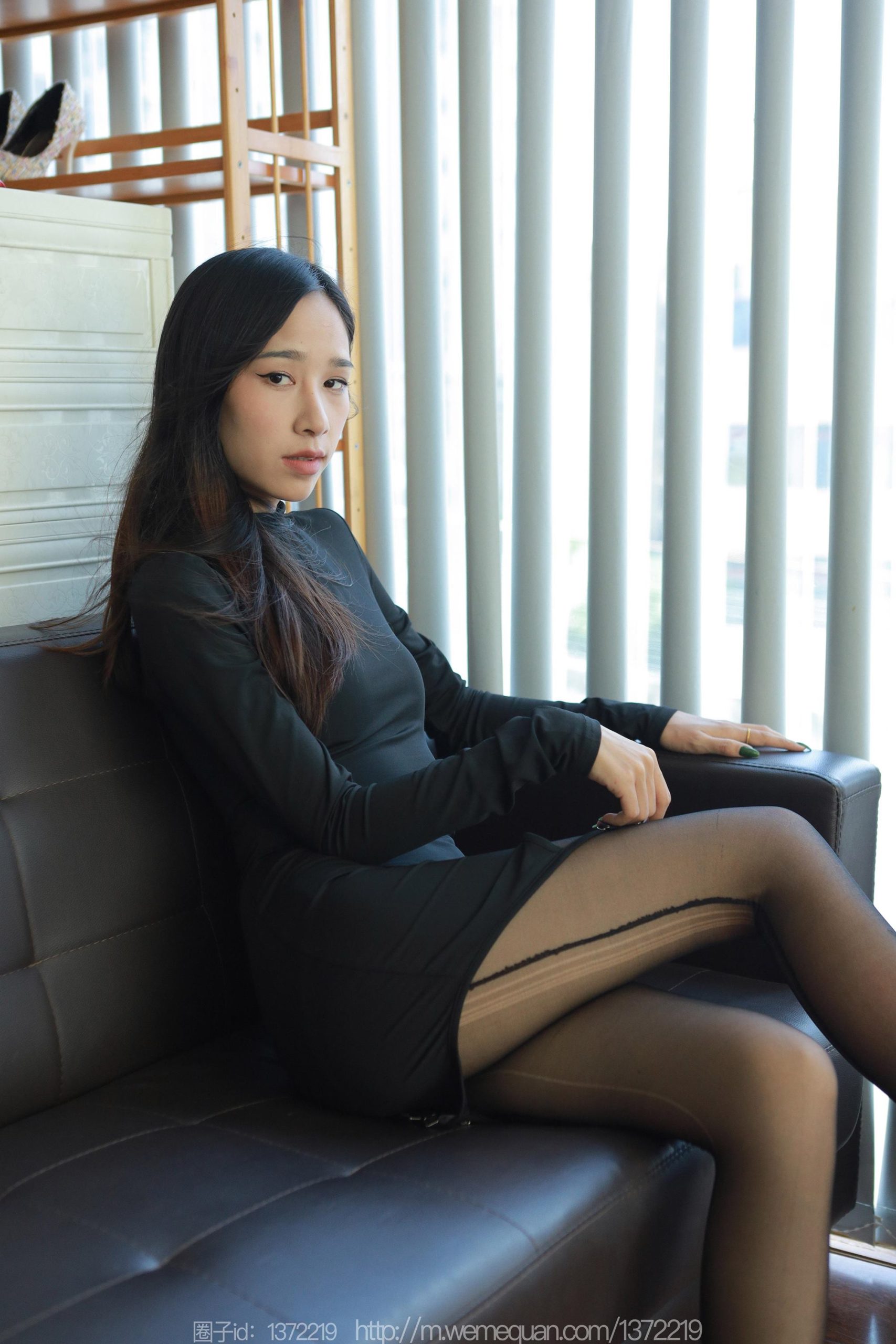 图片[22]-[IESS异思趣向] 2023.08.17 丝享家1509：美子《翡翠绿》[81P] – 速更版-美库