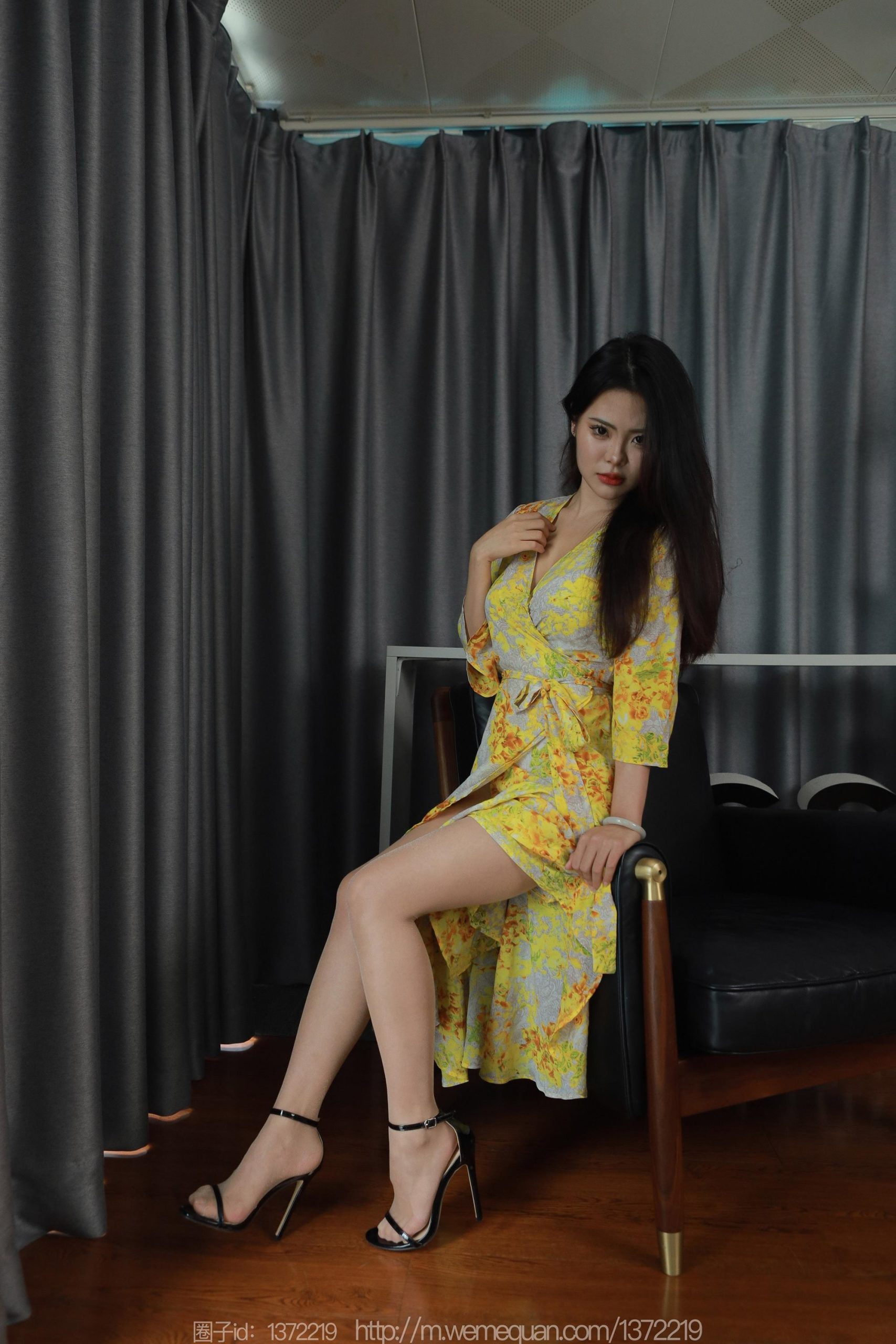 图片[70]-[IESS异思趣向] 2023.08.18 丝享家1510：兔兔《黄色战袍》[82P] – 速更版-美库